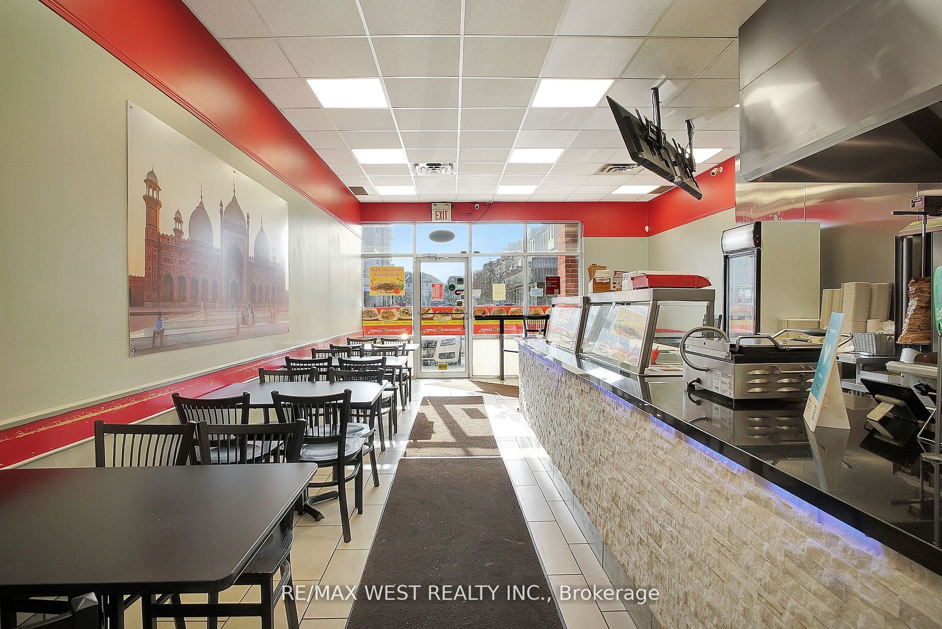 645 Laurelwood Drive D Property Photo 6