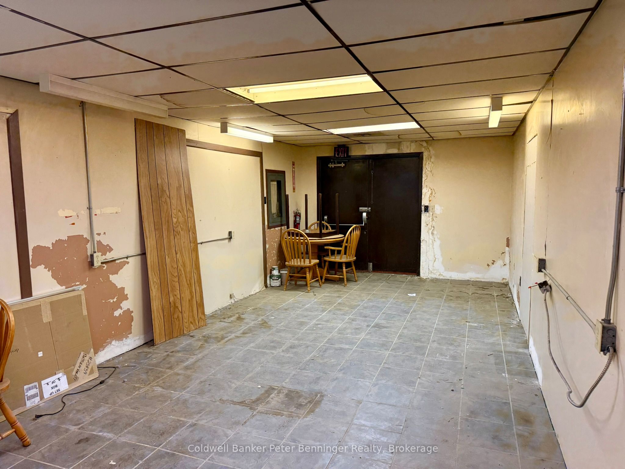 190 Elizabeth Street E 2 Property Photo 7