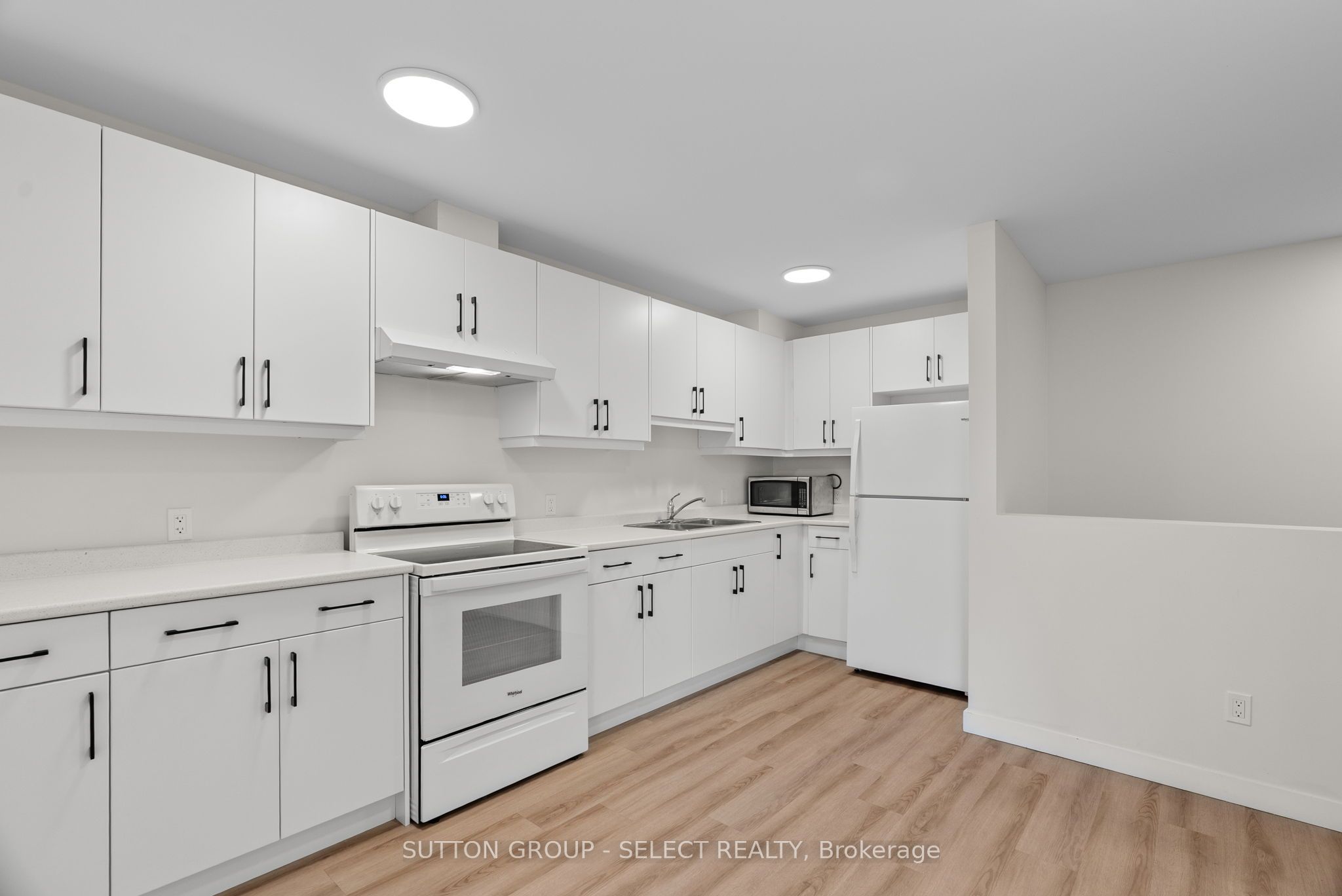 370 William Street Property Photo 23