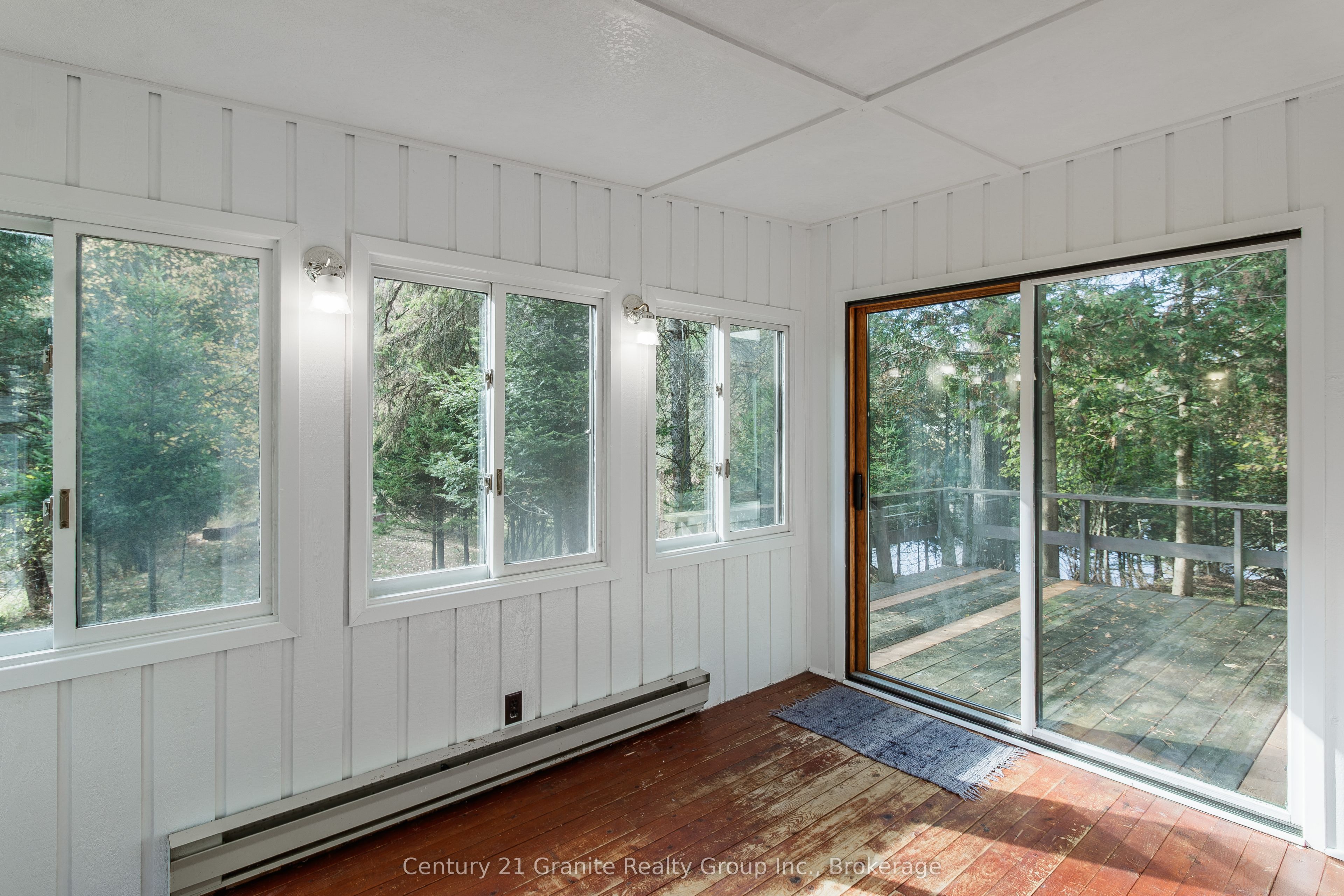 50 Riverside Drive Property Photo 10