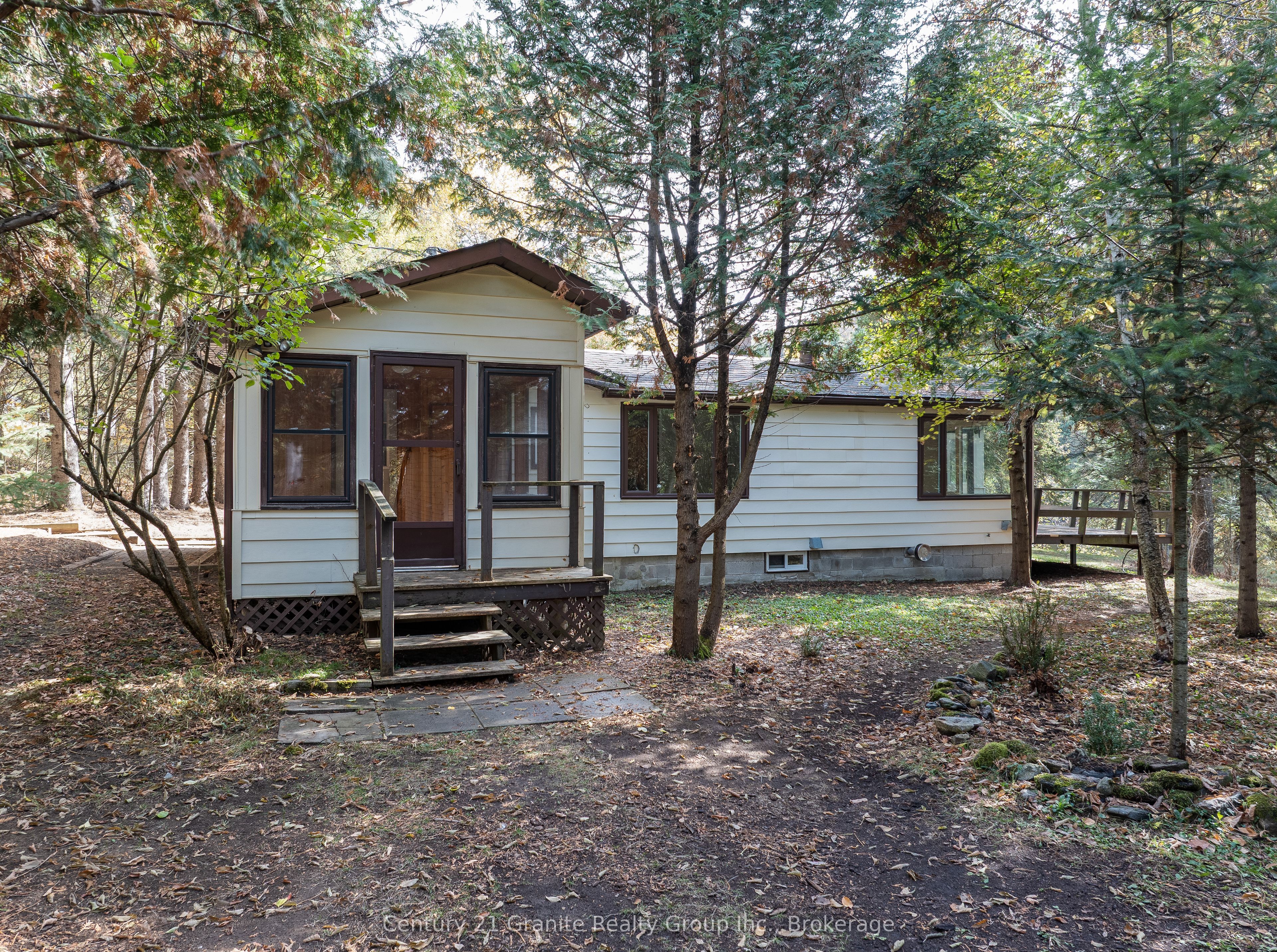 50 Riverside Drive Property Photo 21