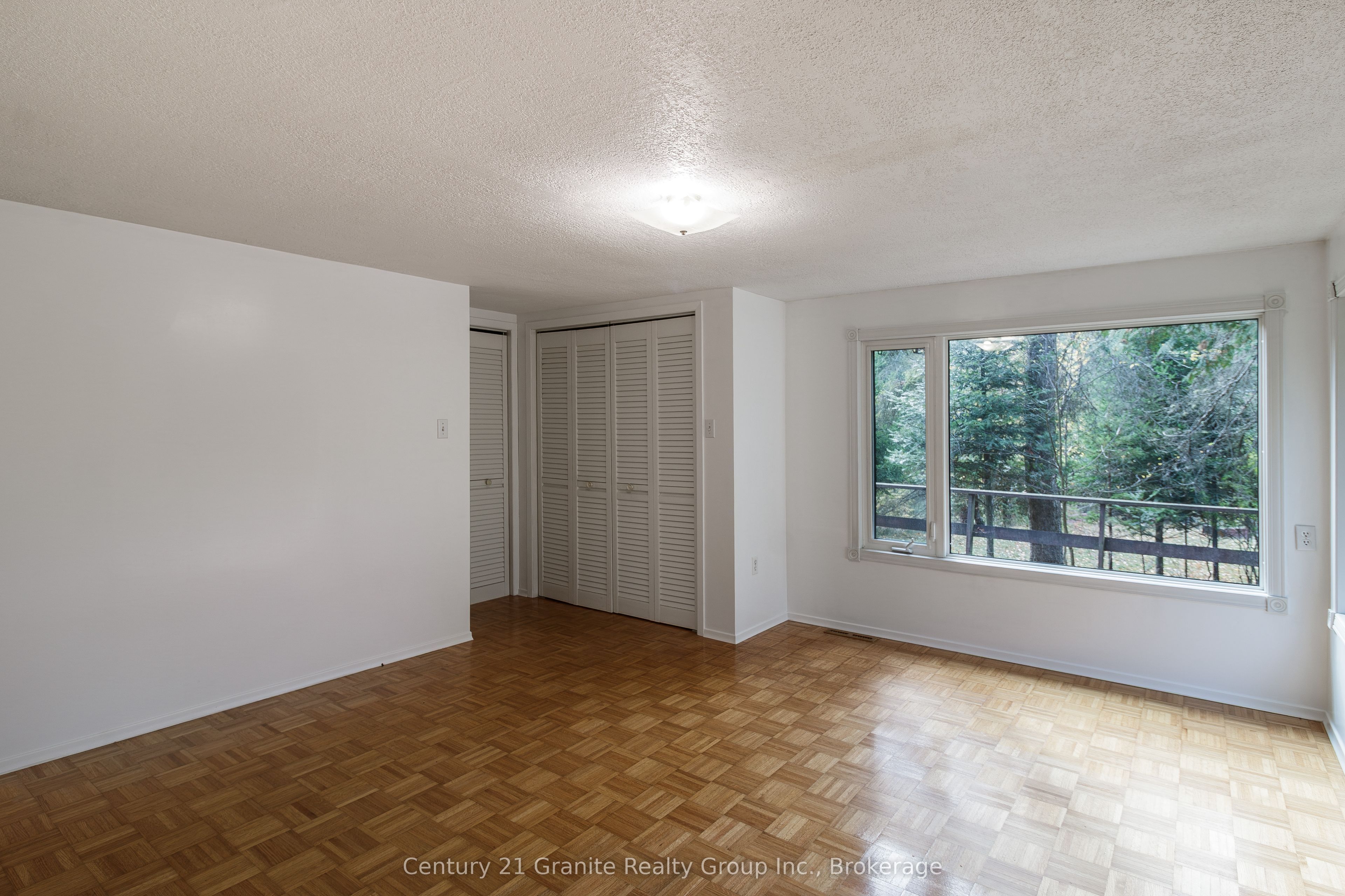 50 Riverside Drive Property Photo 26