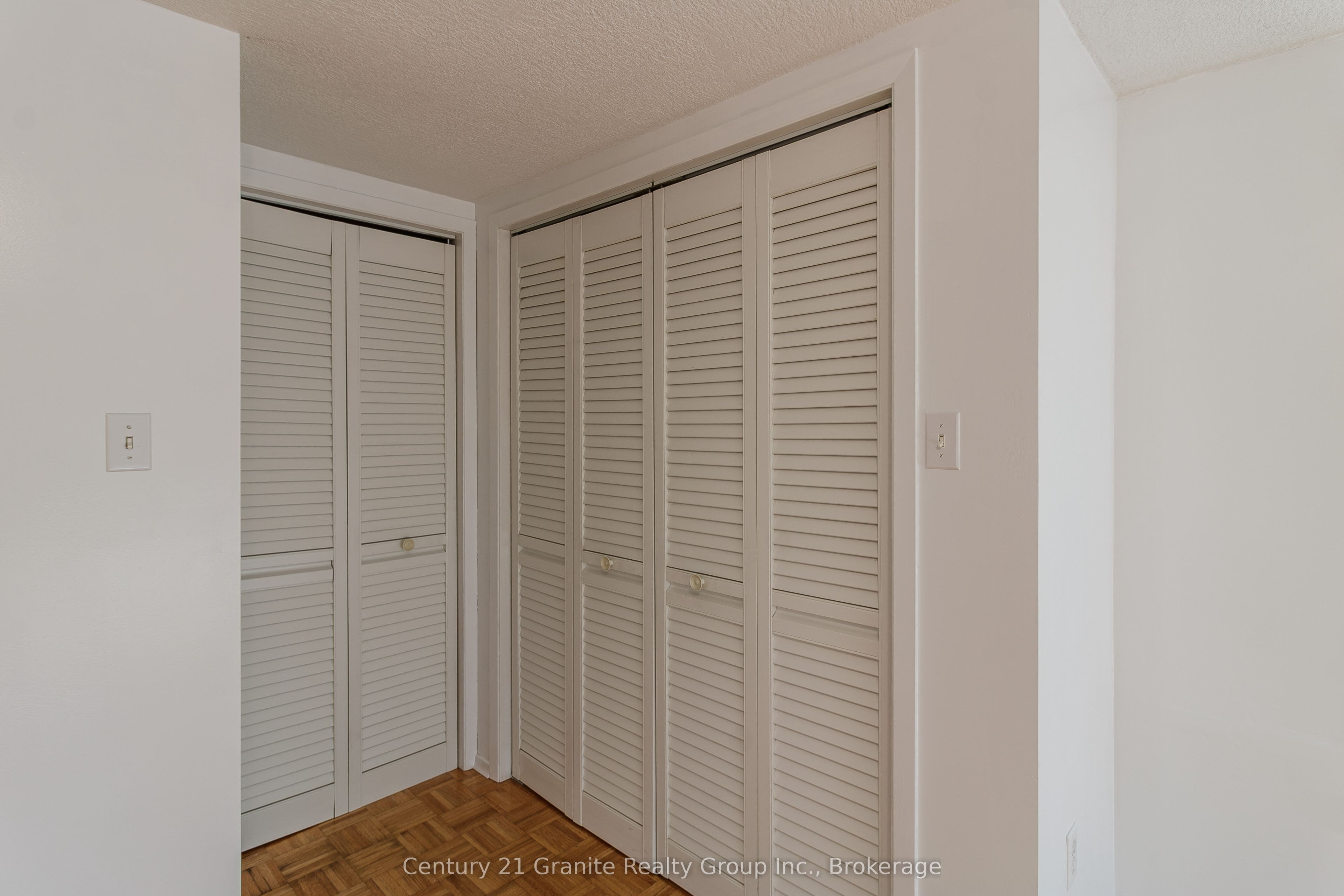 50 Riverside Drive Property Photo 27