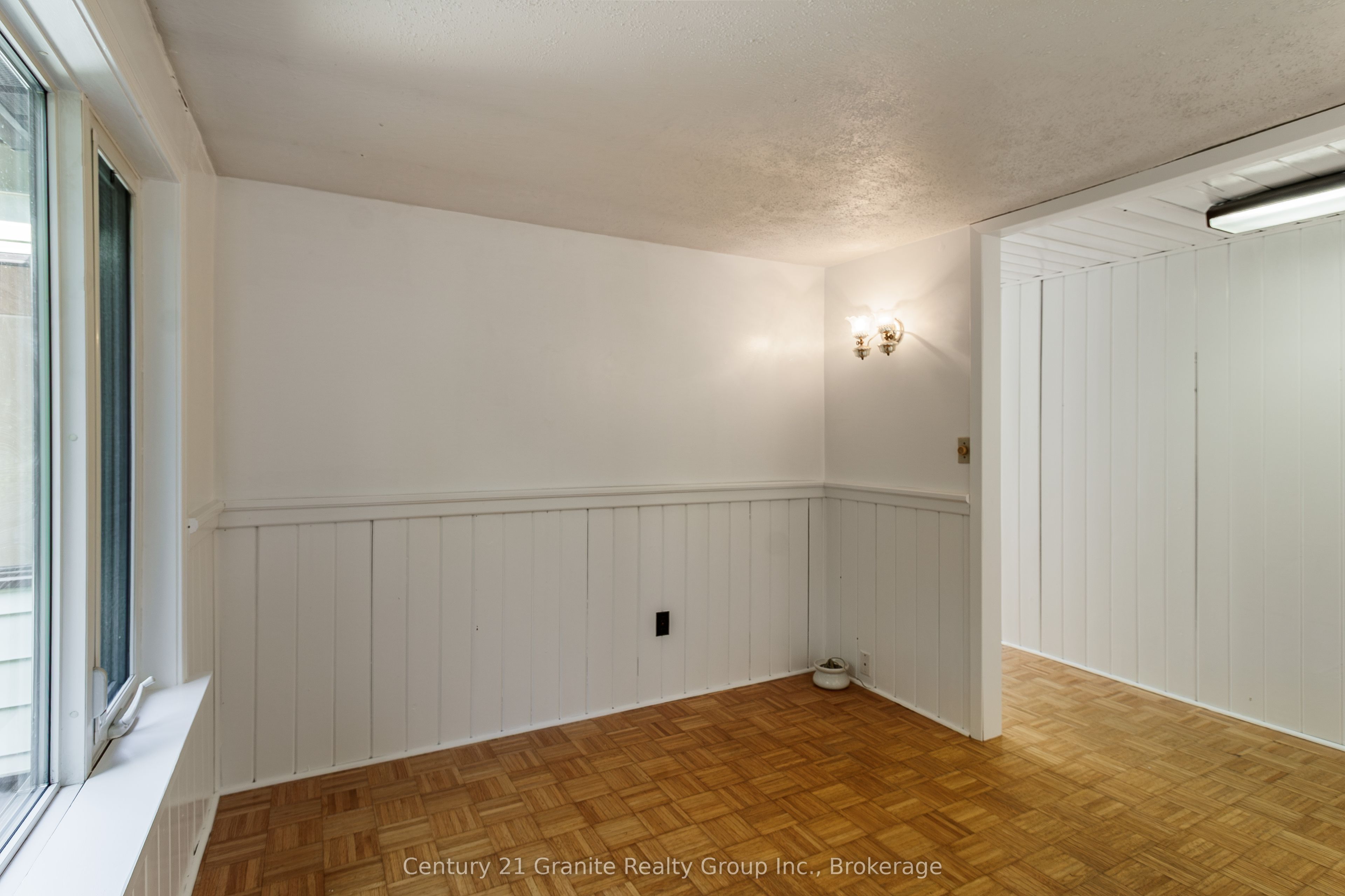 50 Riverside Drive Property Photo 31