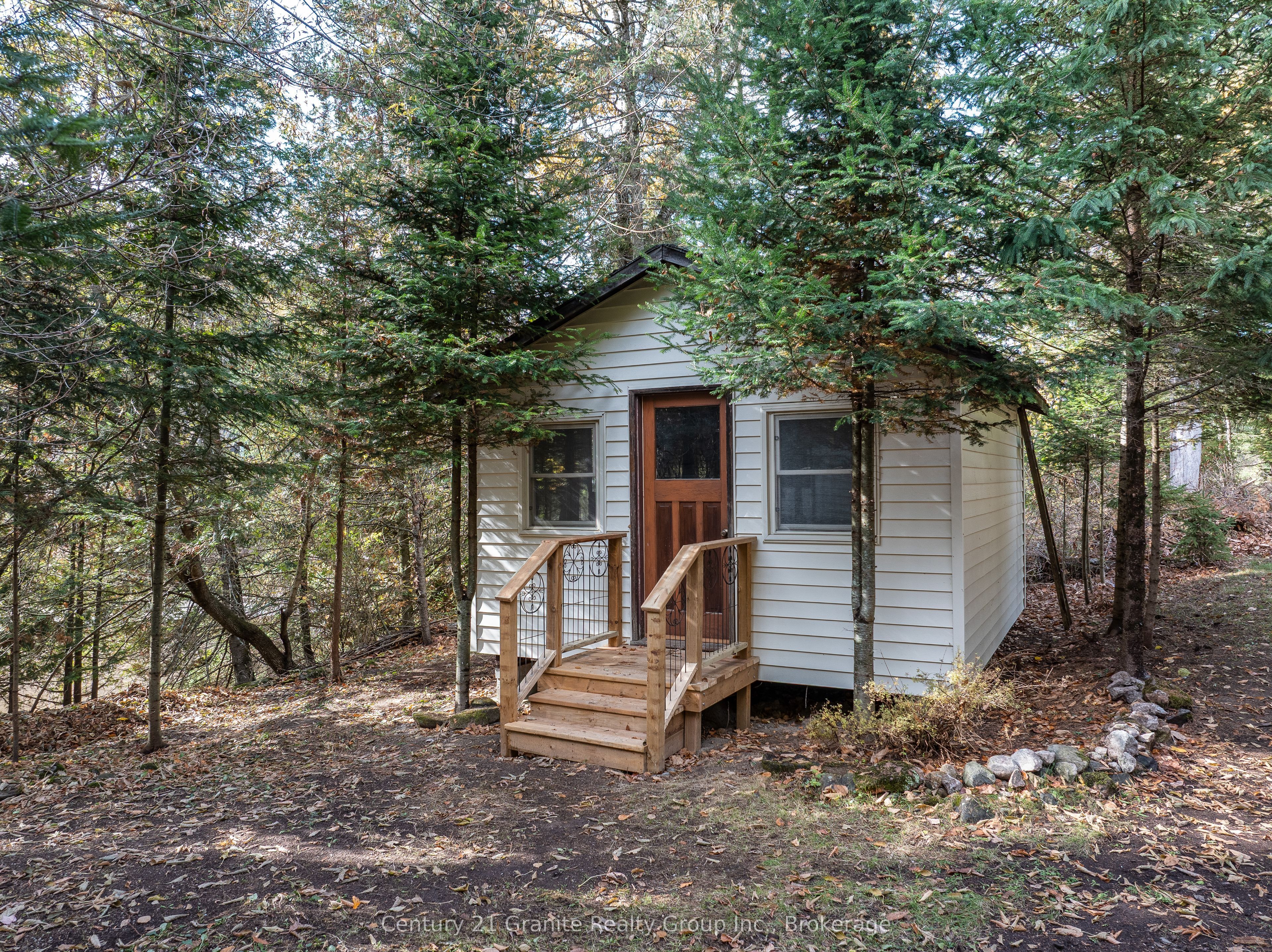 50 Riverside Drive Property Photo 47