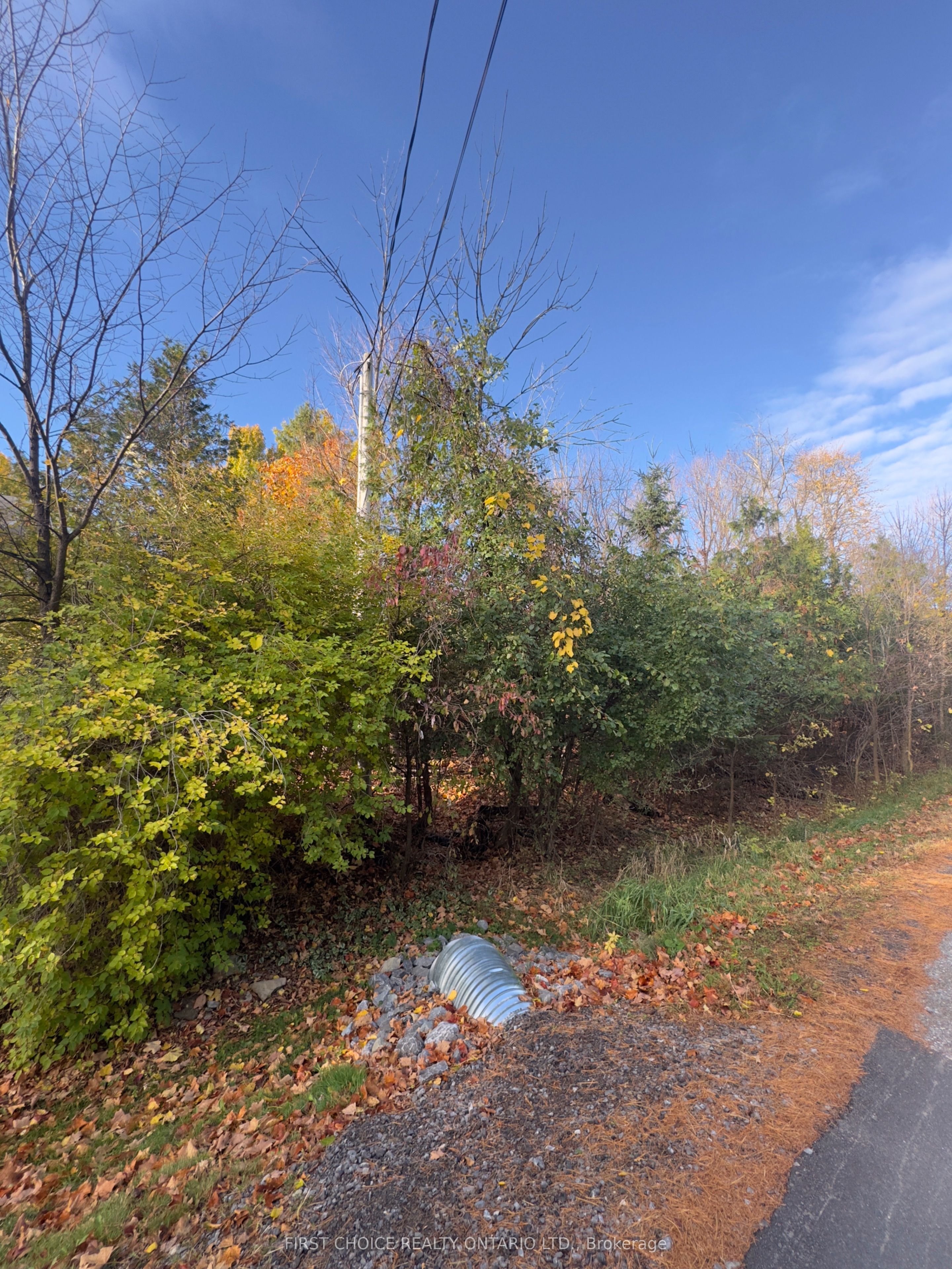 2889 Barlow Crescent Property Photo 1