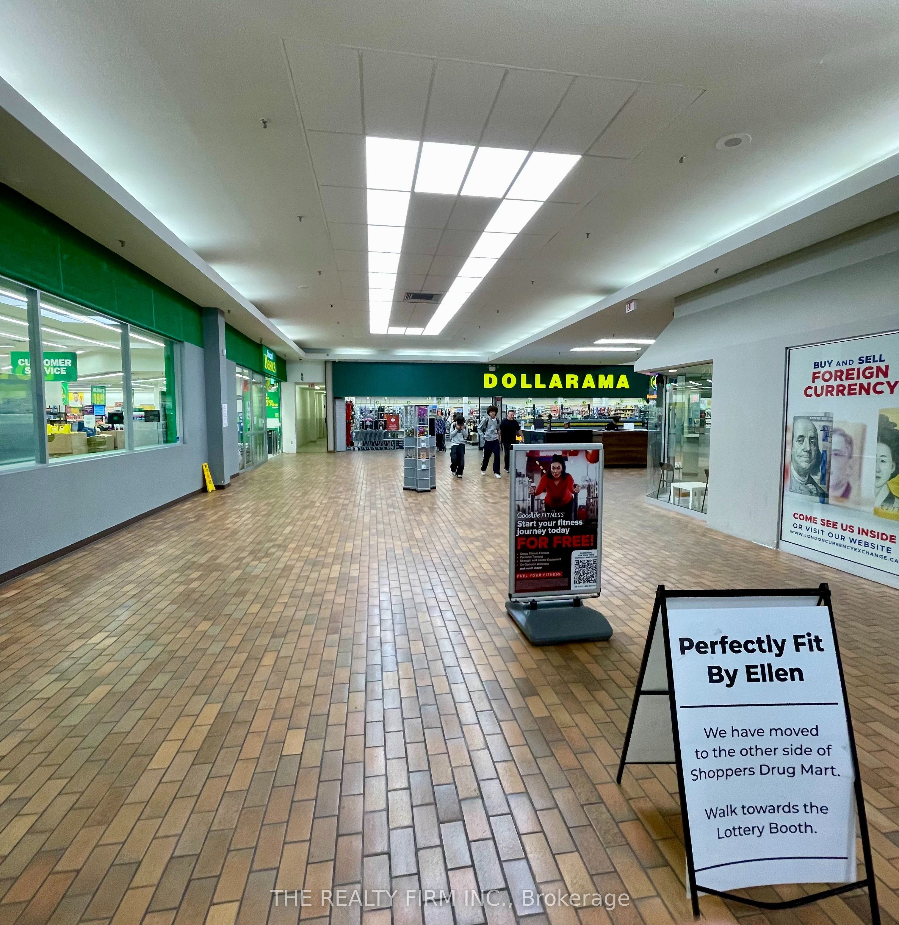 1225 Wonderland Road N 19 Property Photo 10