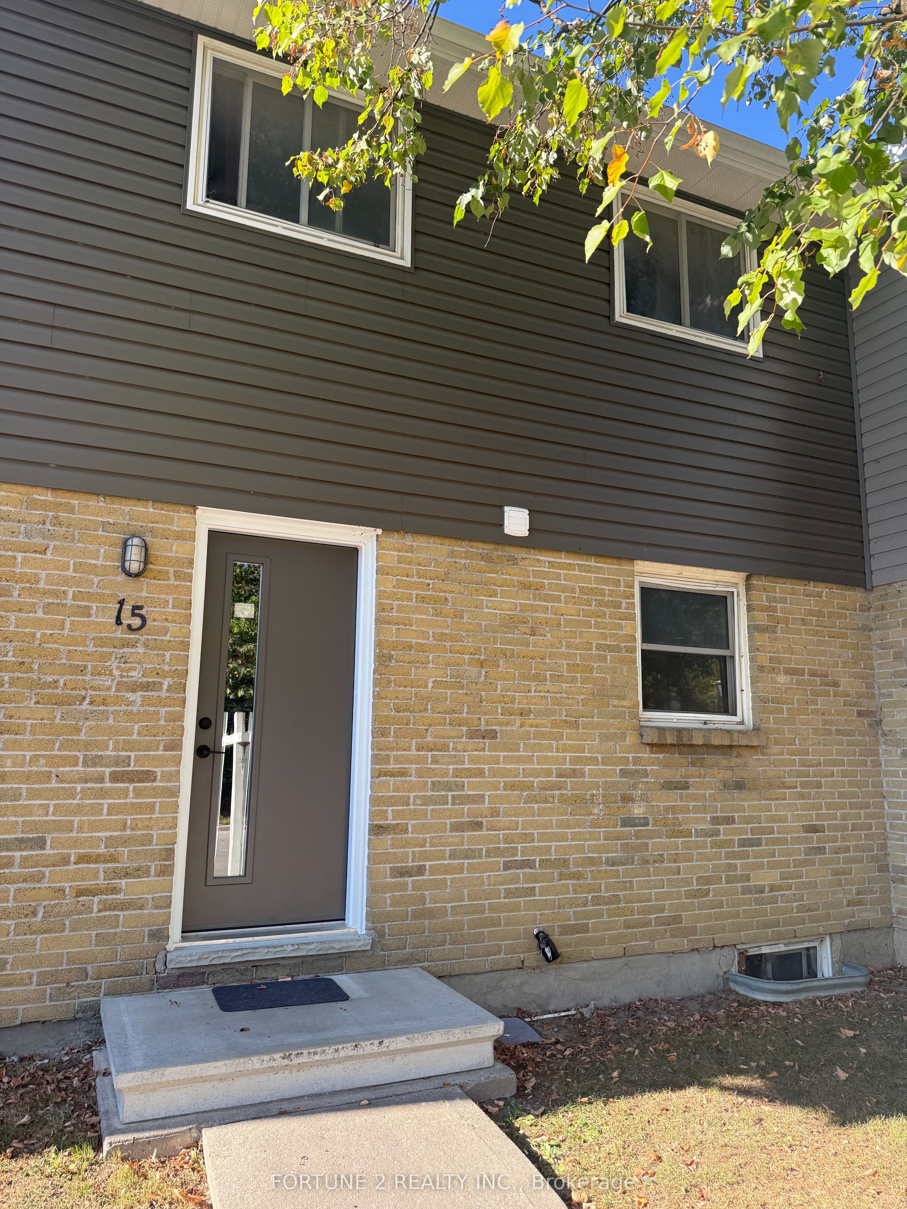 470 Second Street 15 Property Photo 2