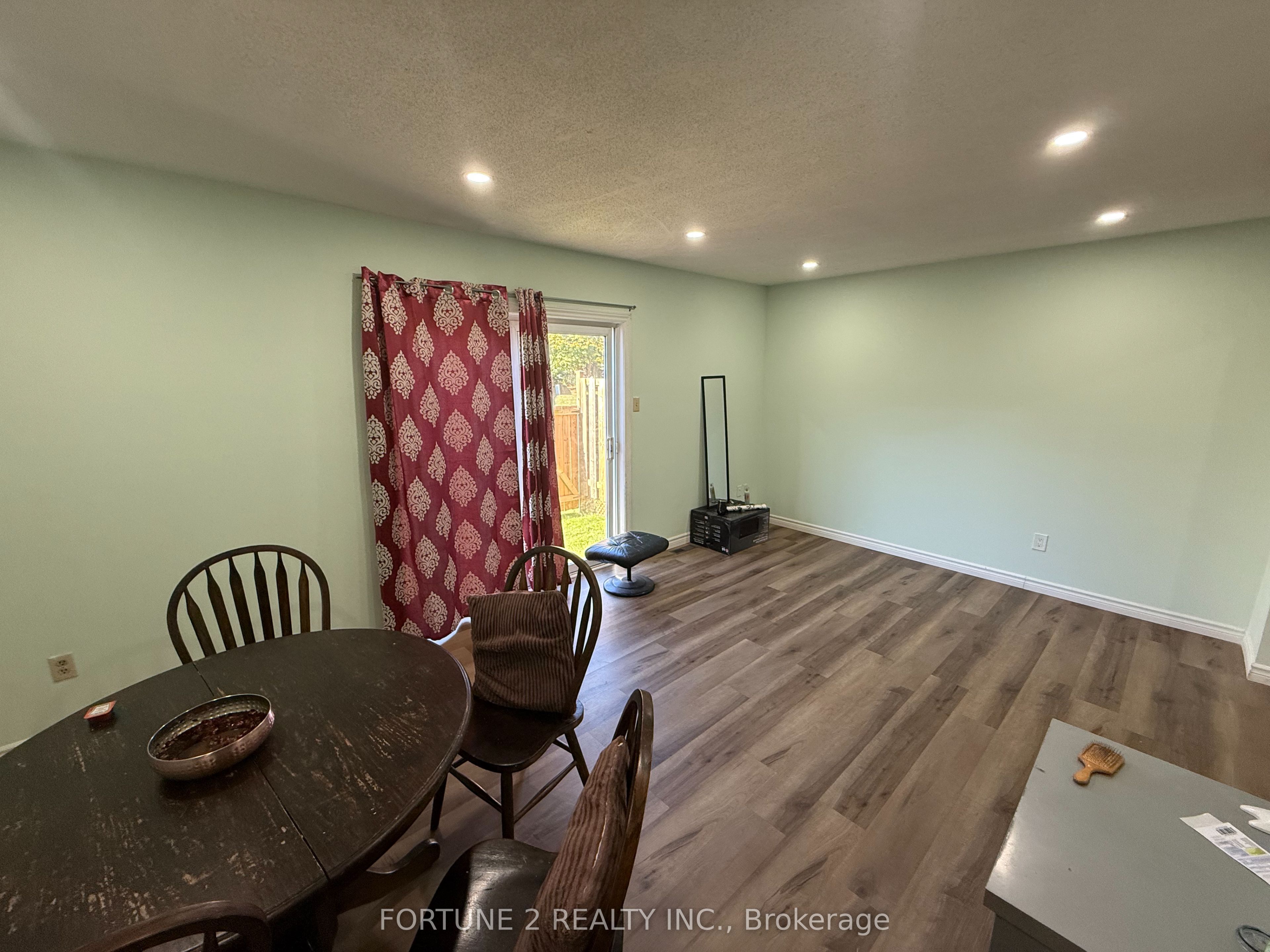 470 Second Street 15 Property Photo 6