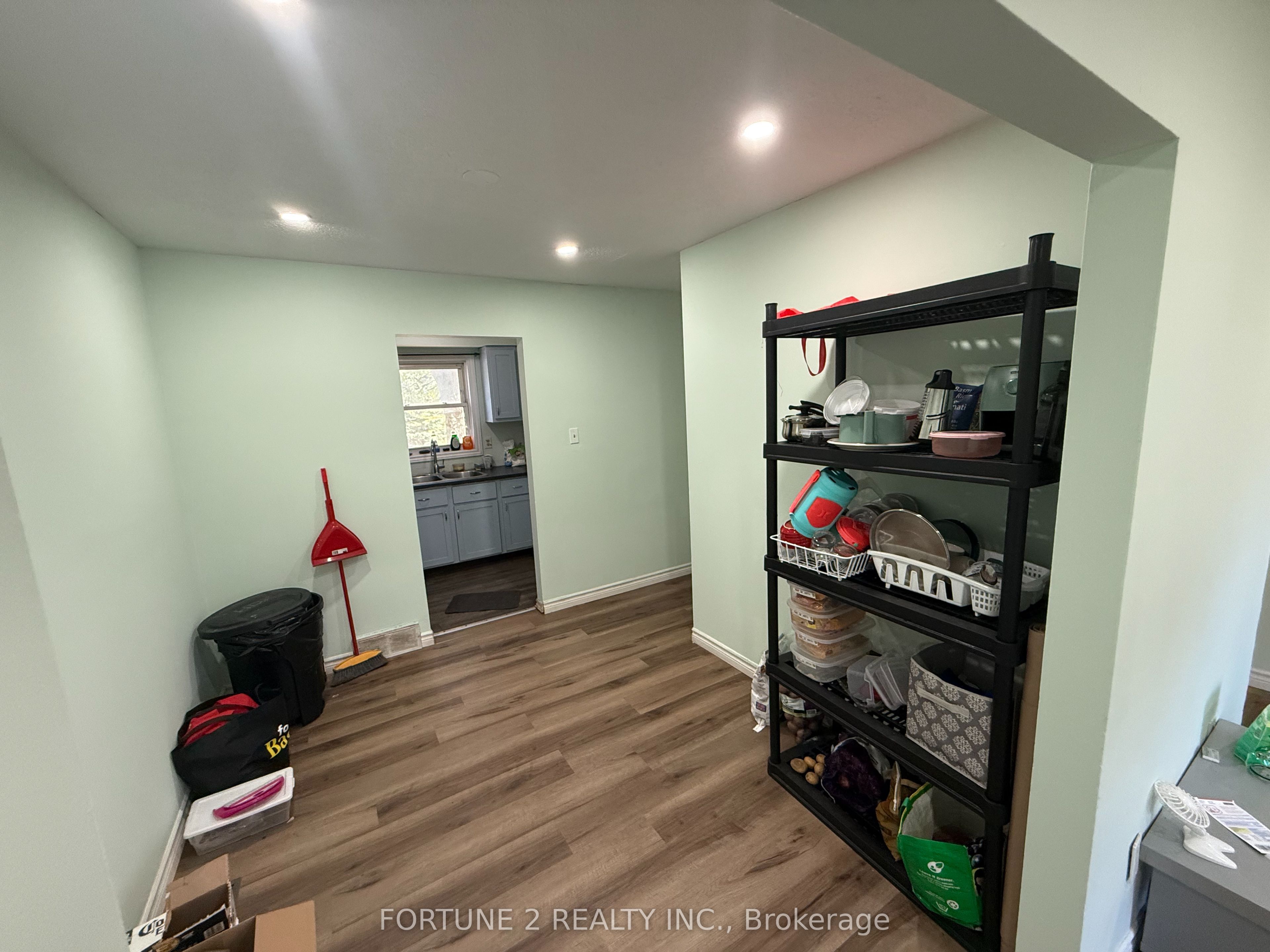 470 Second Street 15 Property Photo 9