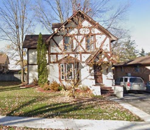 52 Glenelg St E Property Photo 1