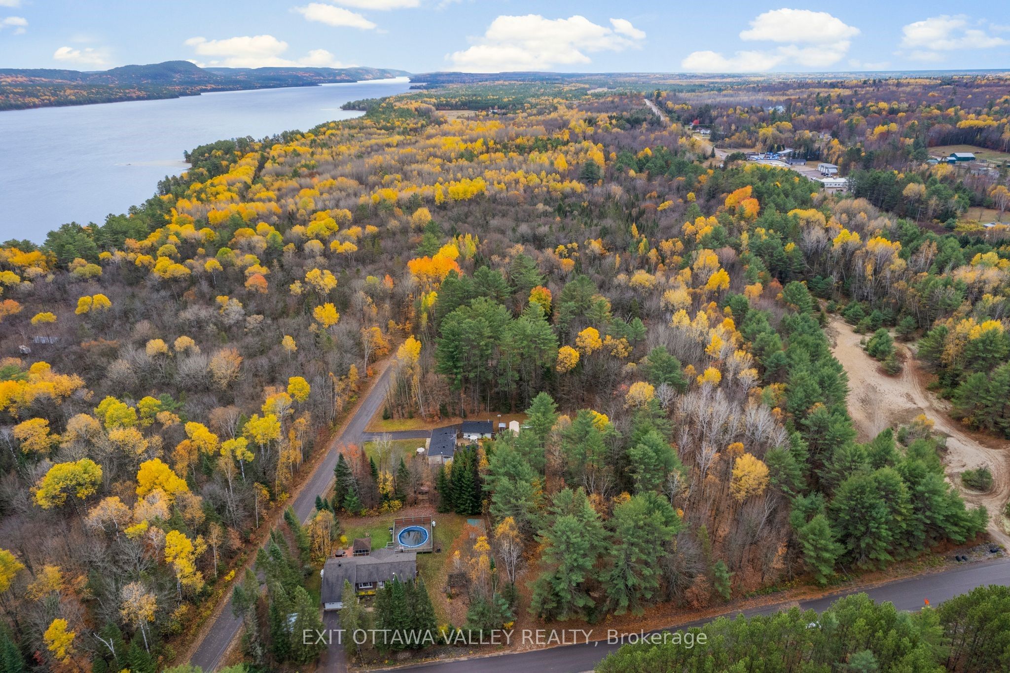 Part 10 Moose Avenue Property Photo 5