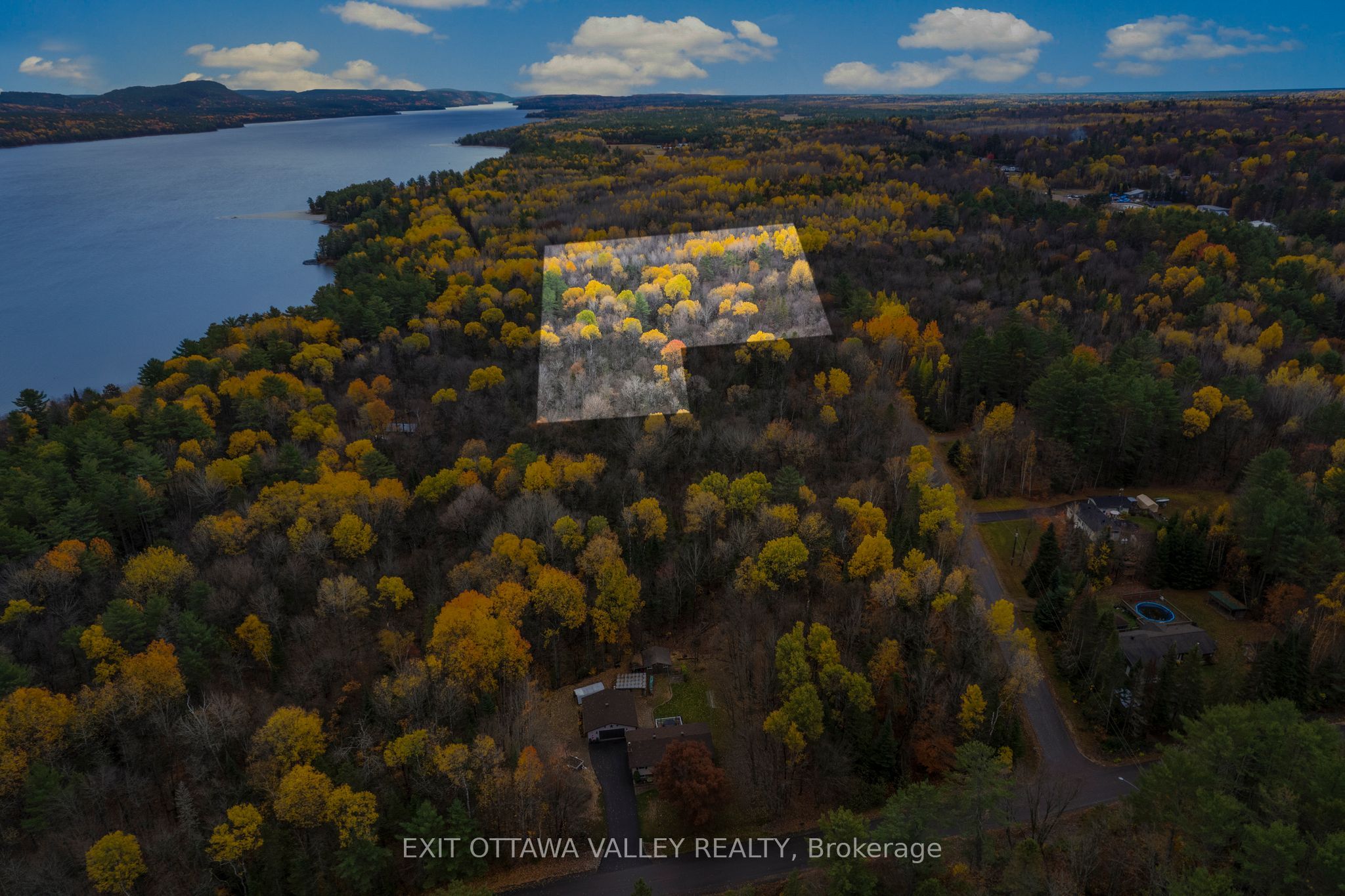 Part 10 Moose Avenue Property Photo 8