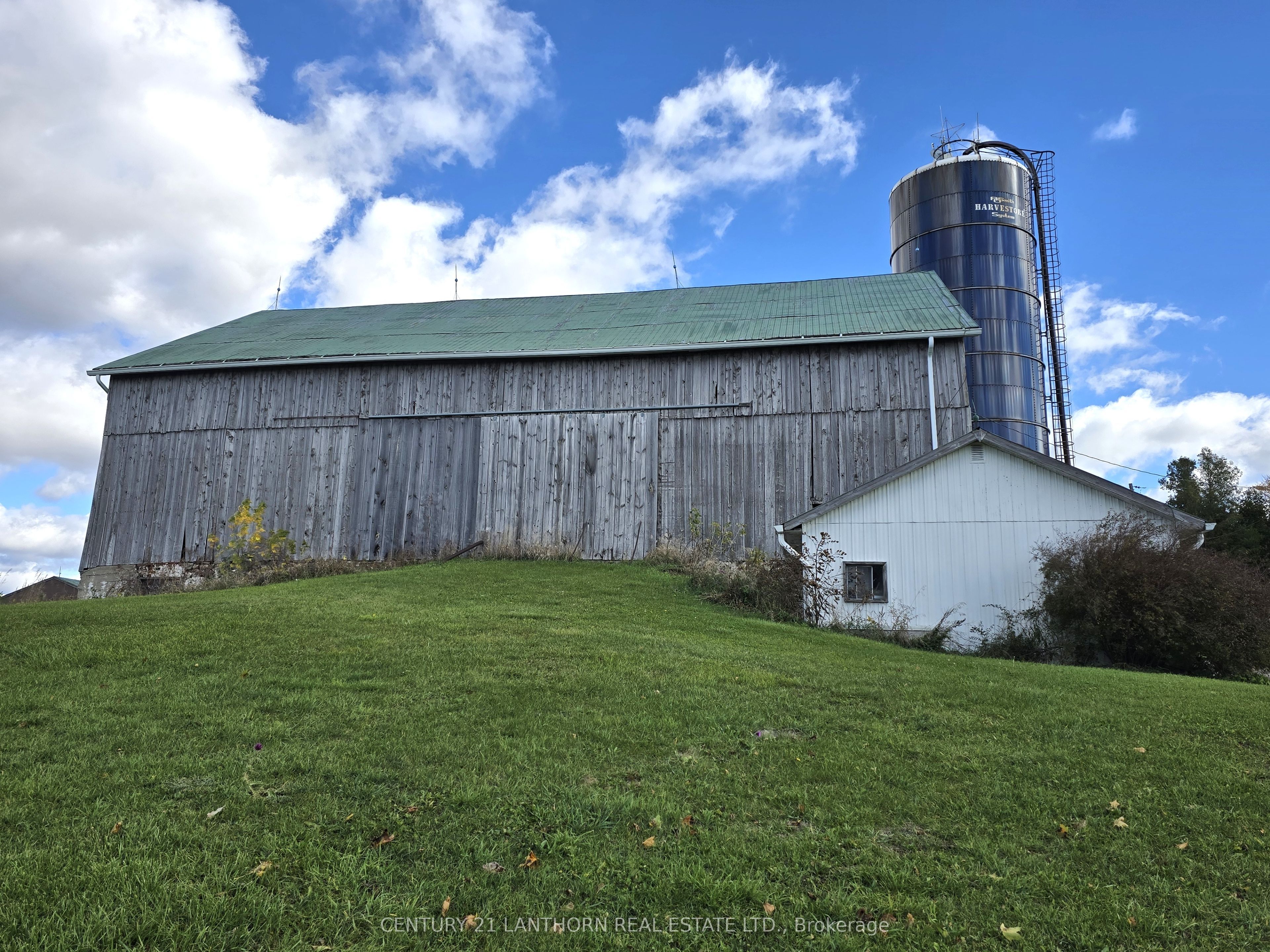 488297 30th Side Road Property Photo 41