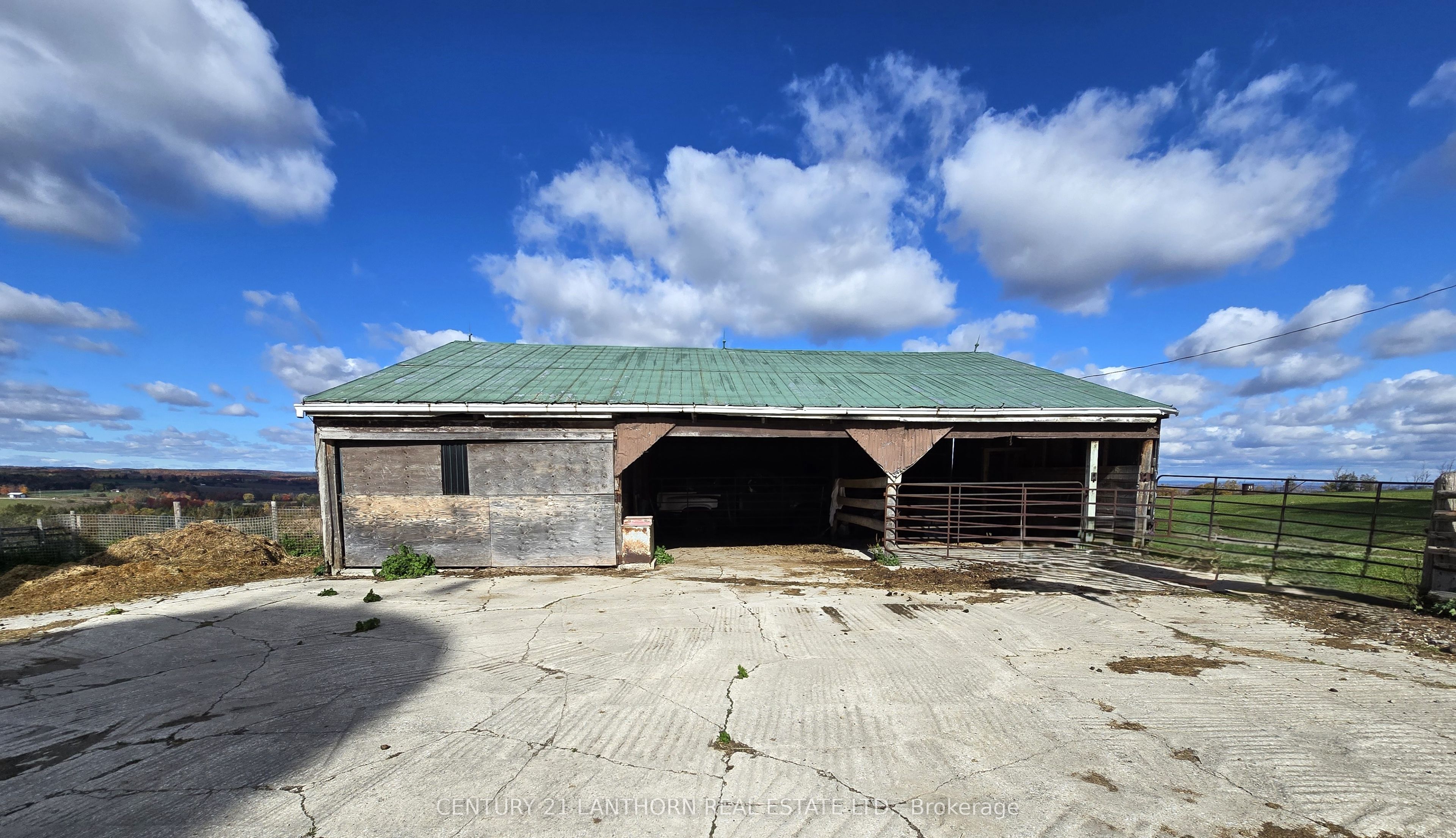 488297 30th Side Road Property Photo 42