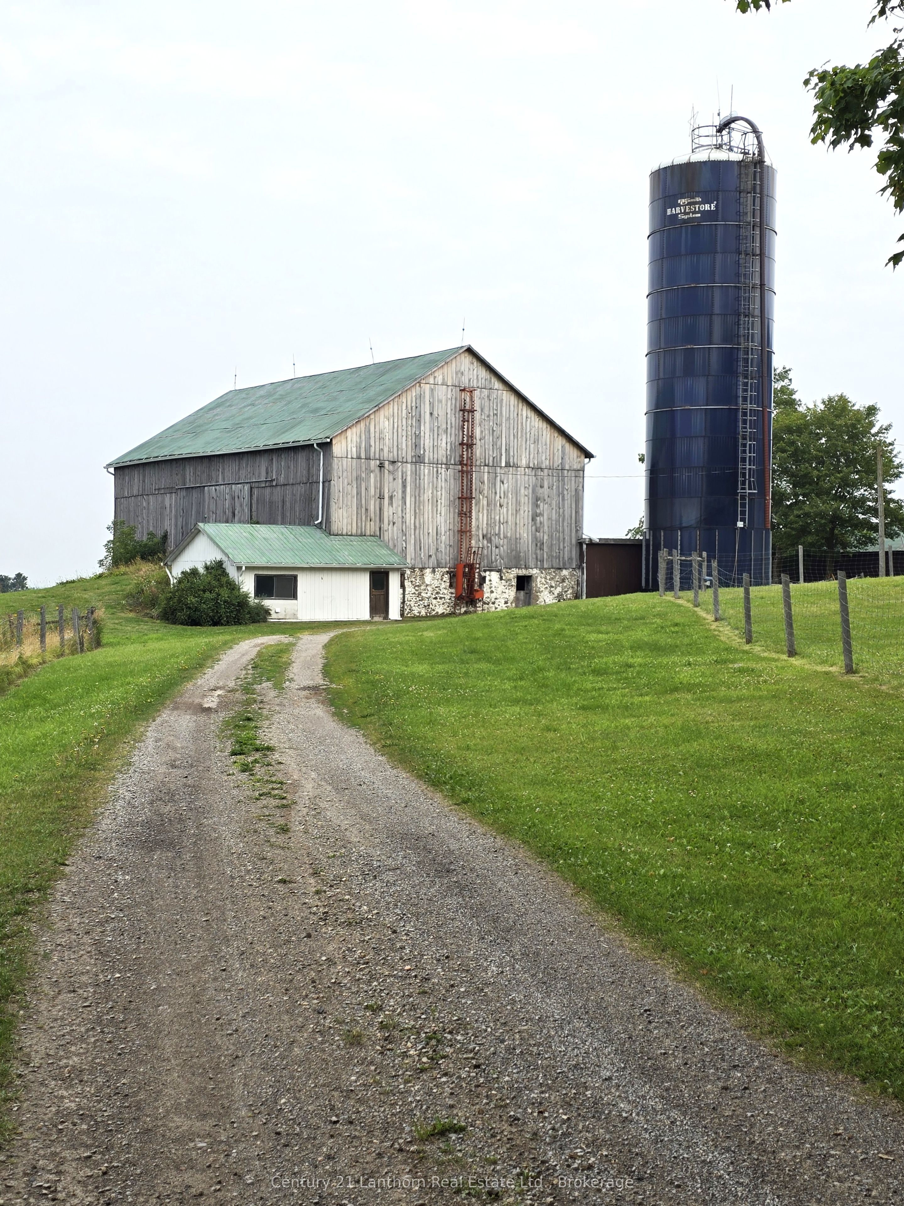 488297 30th Side Road Property Photo 48