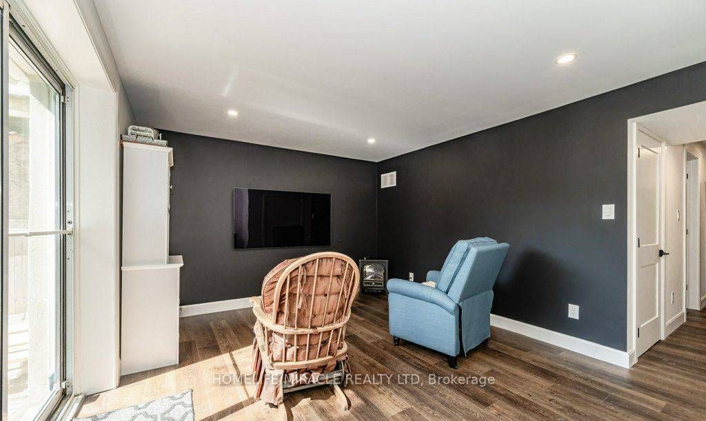 159 Old Carriage Drive Property Photo 7