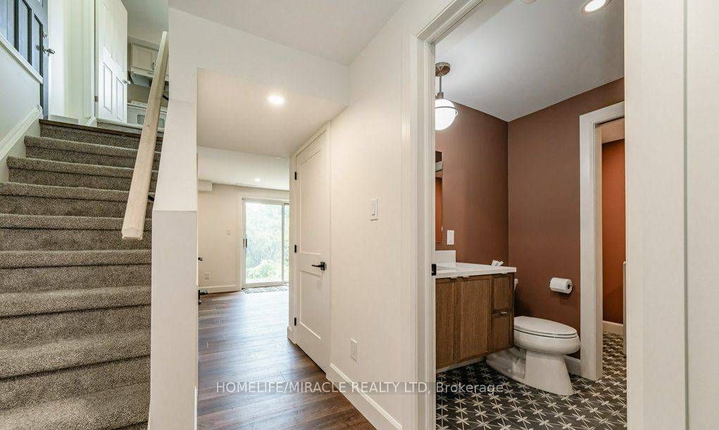 159 Old Carriage Drive Property Photo 21