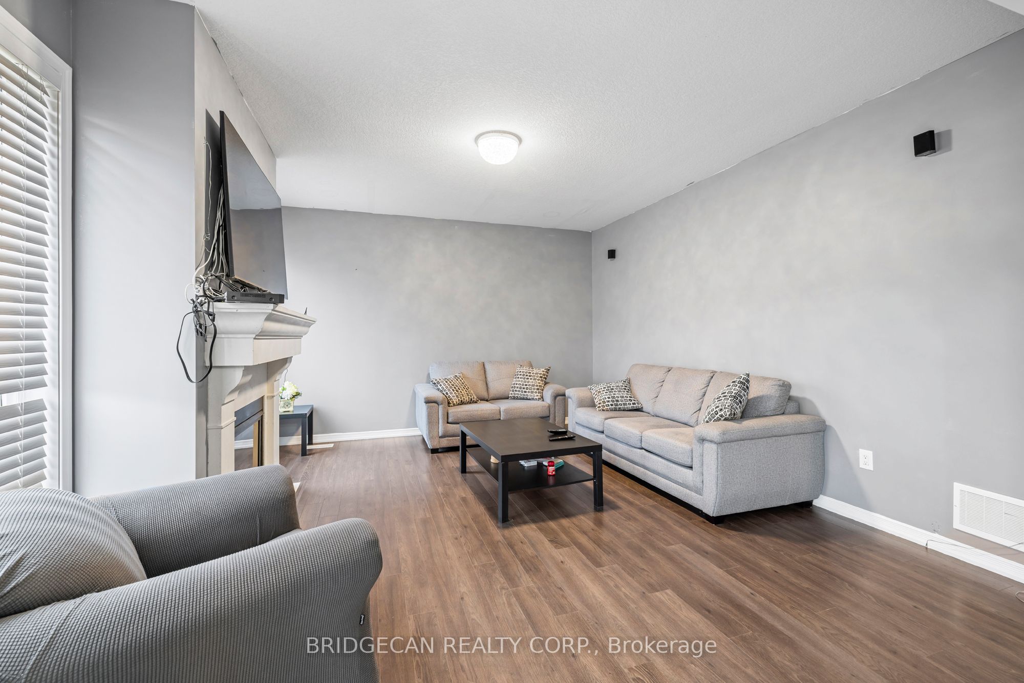 20 Gillespie Drive Property Photo 7