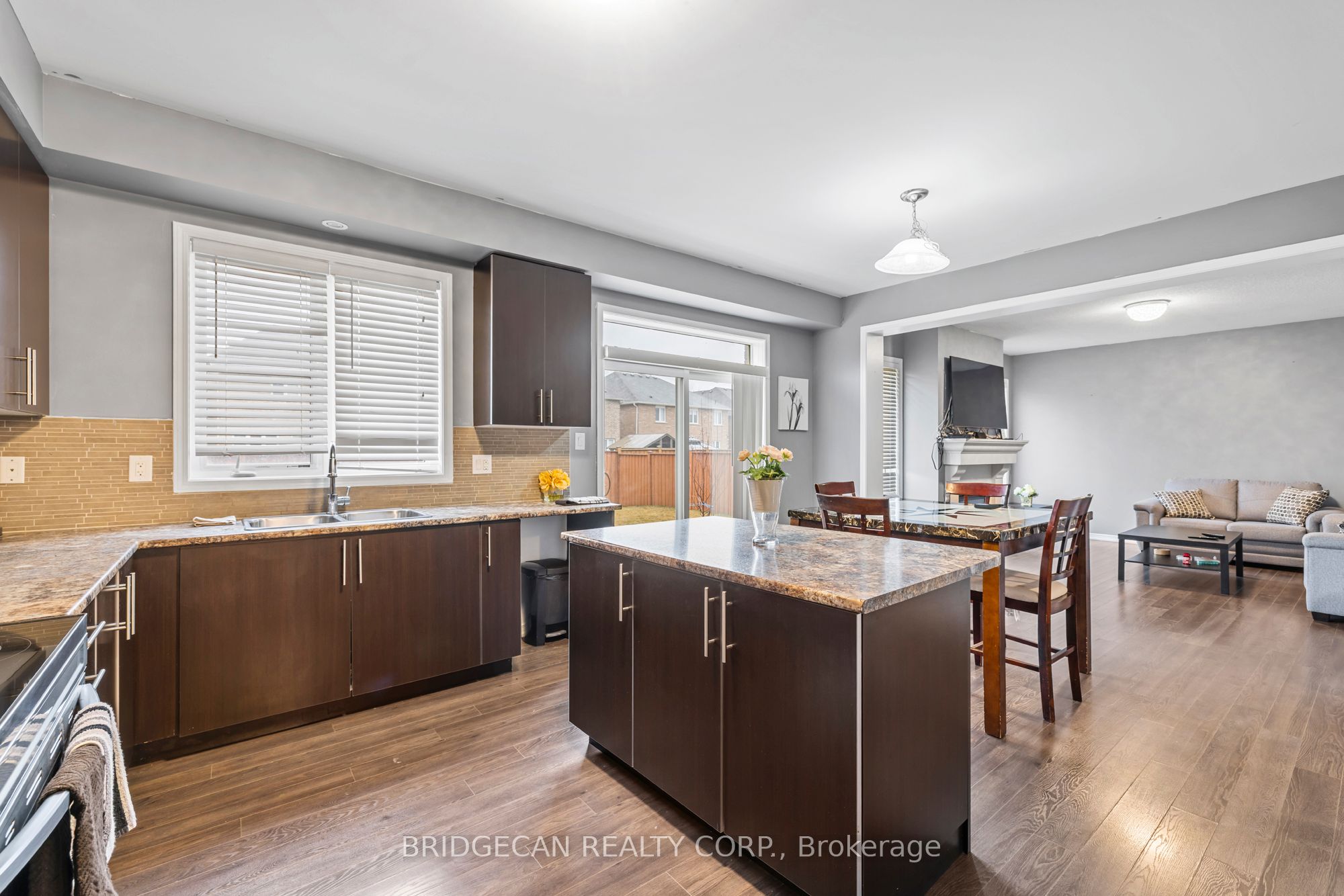 20 Gillespie Drive Property Photo 10