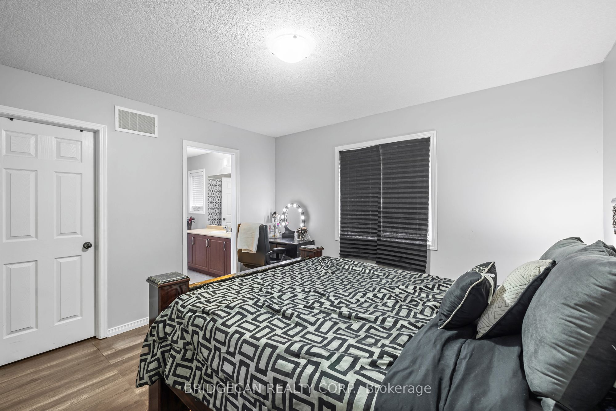 20 Gillespie Drive Property Photo 25