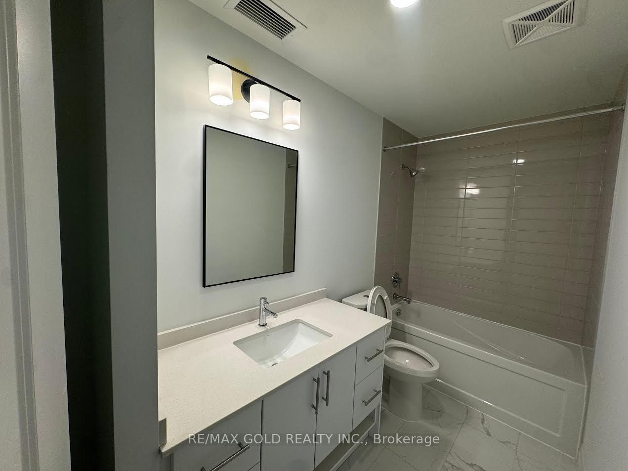 1333 Weber Street E 303 Property Photo 9