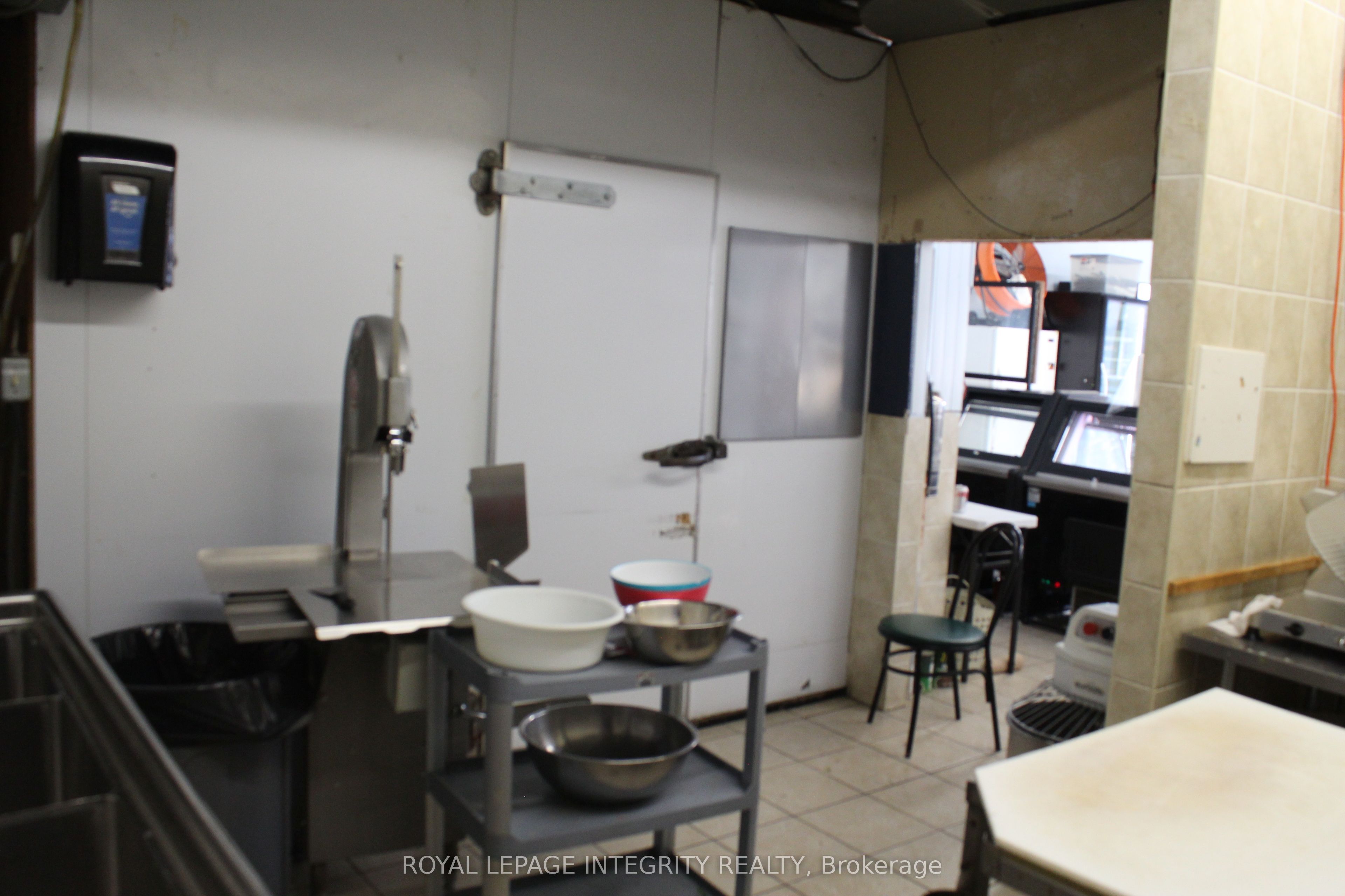 1117 Cobden Road Property Photo 14