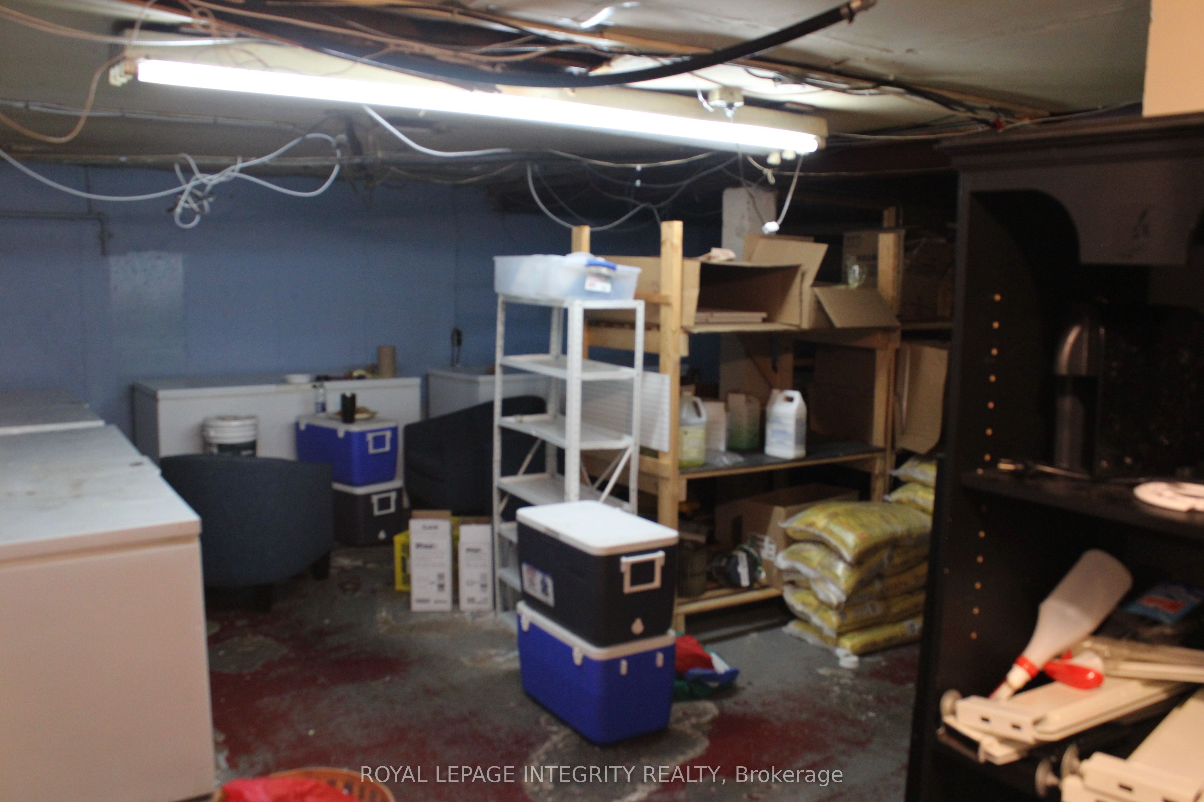 1117 Cobden Road Property Photo 16