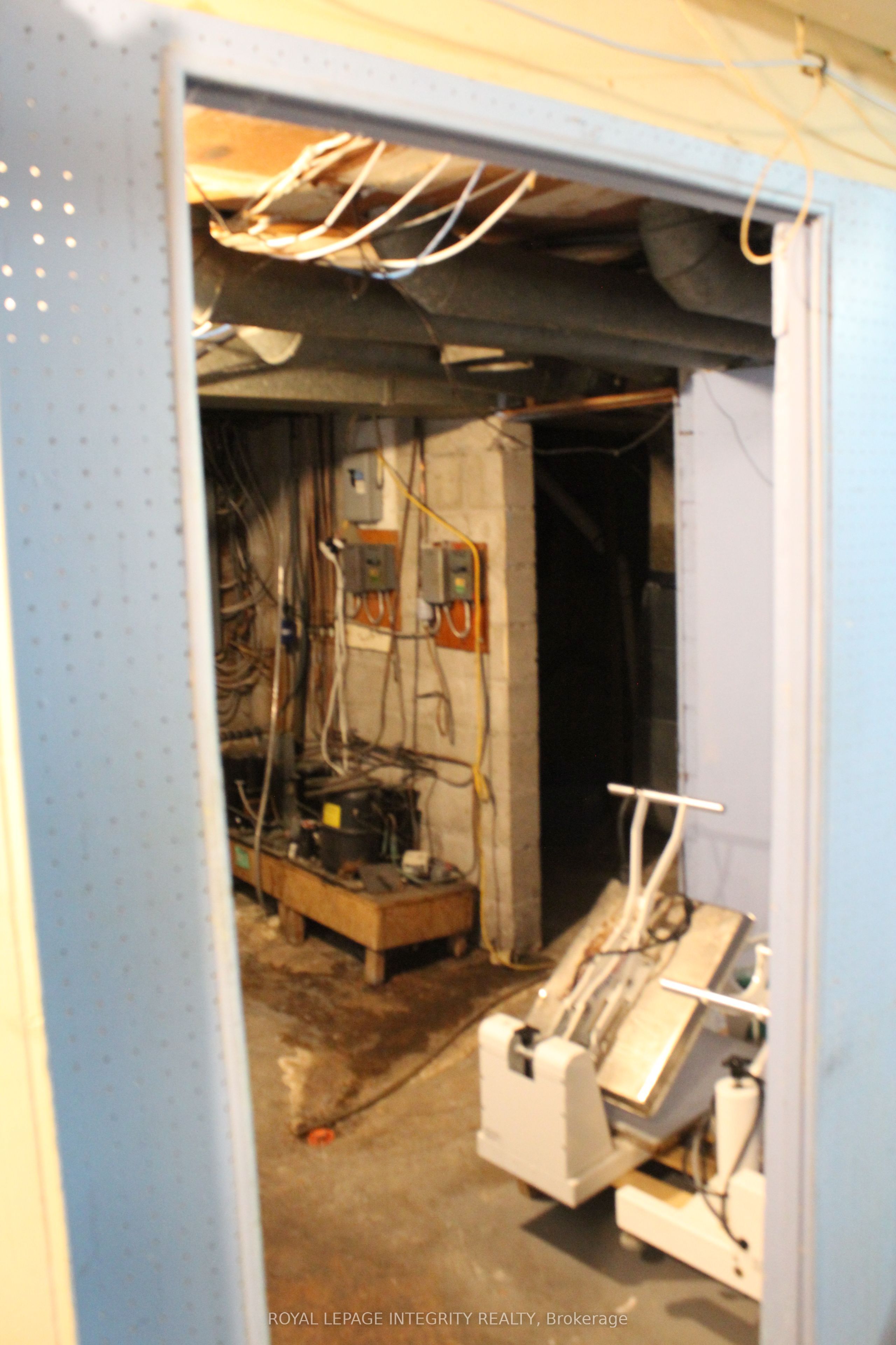 1117 Cobden Road Property Photo 18