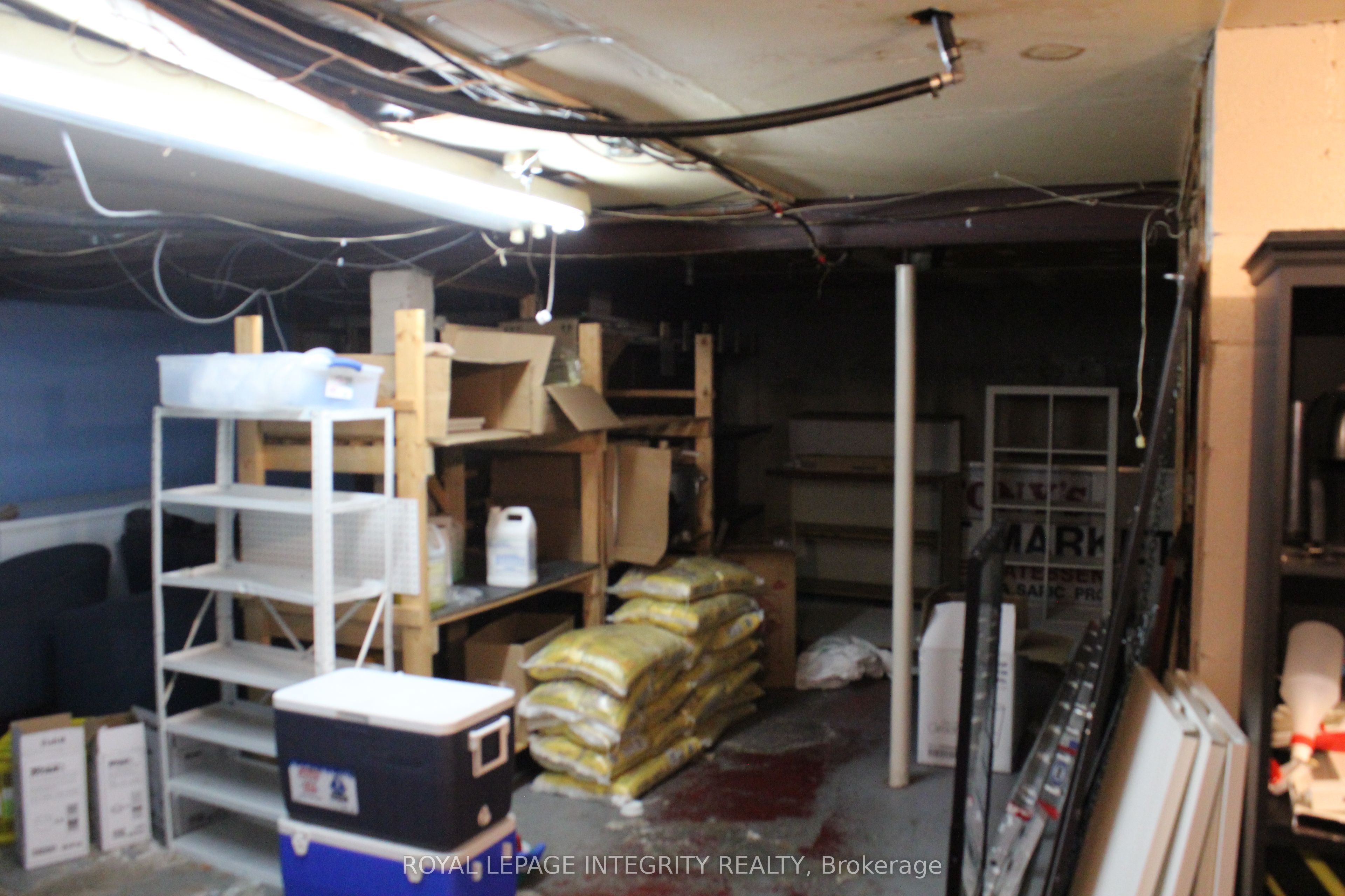 1117 Cobden Road Property Photo 20