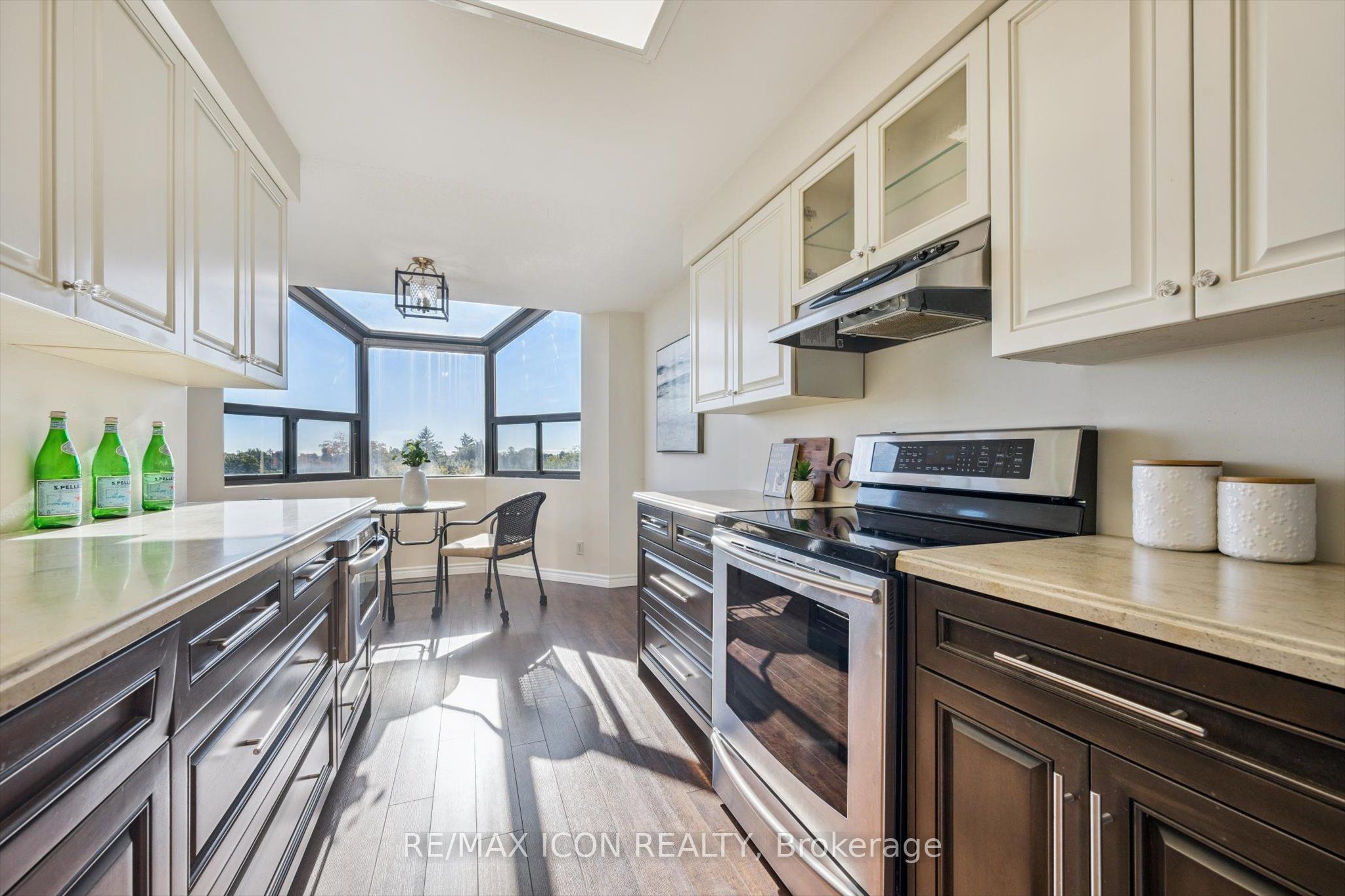 20 Ellen Street E 610 Property Photo 11