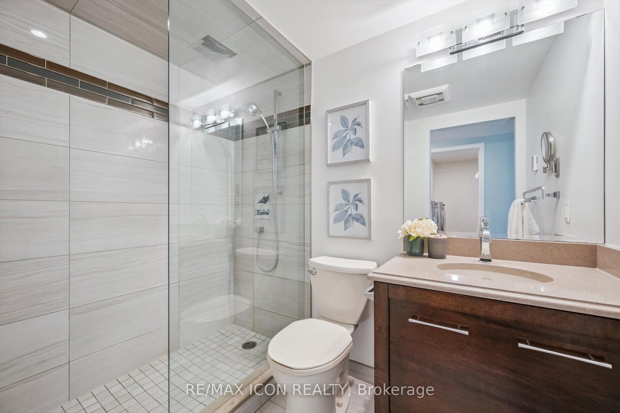 20 Ellen Street E 610 Property Photo 20