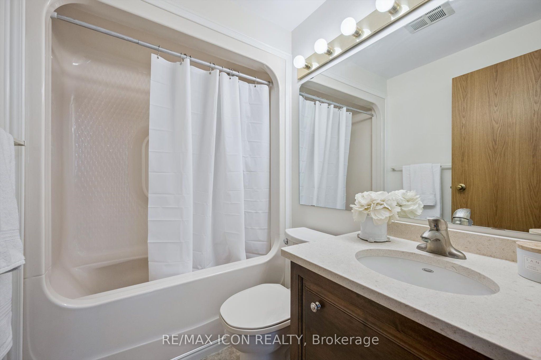 20 Ellen Street E 610 Property Photo 24