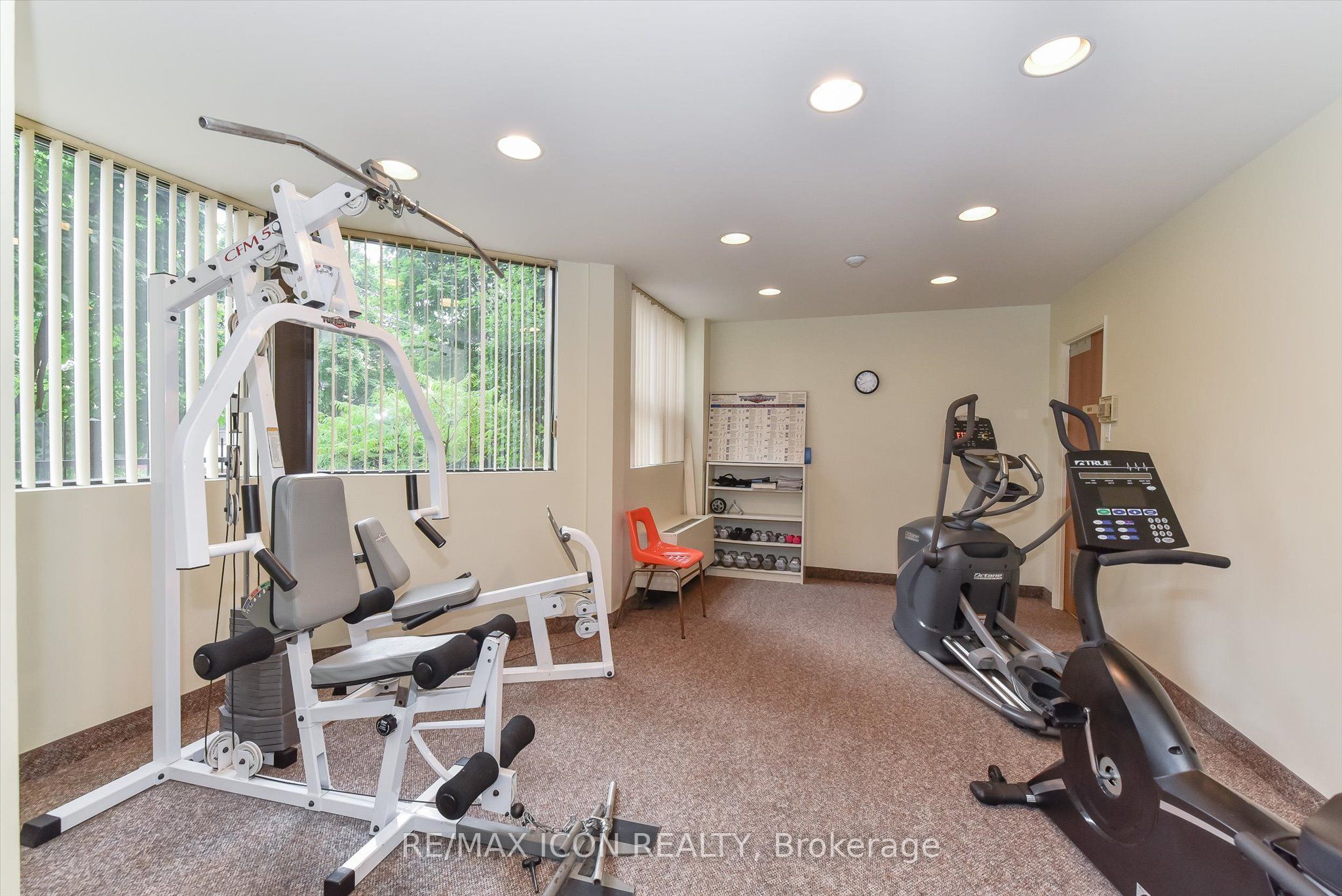 20 Ellen Street E 610 Property Photo 33