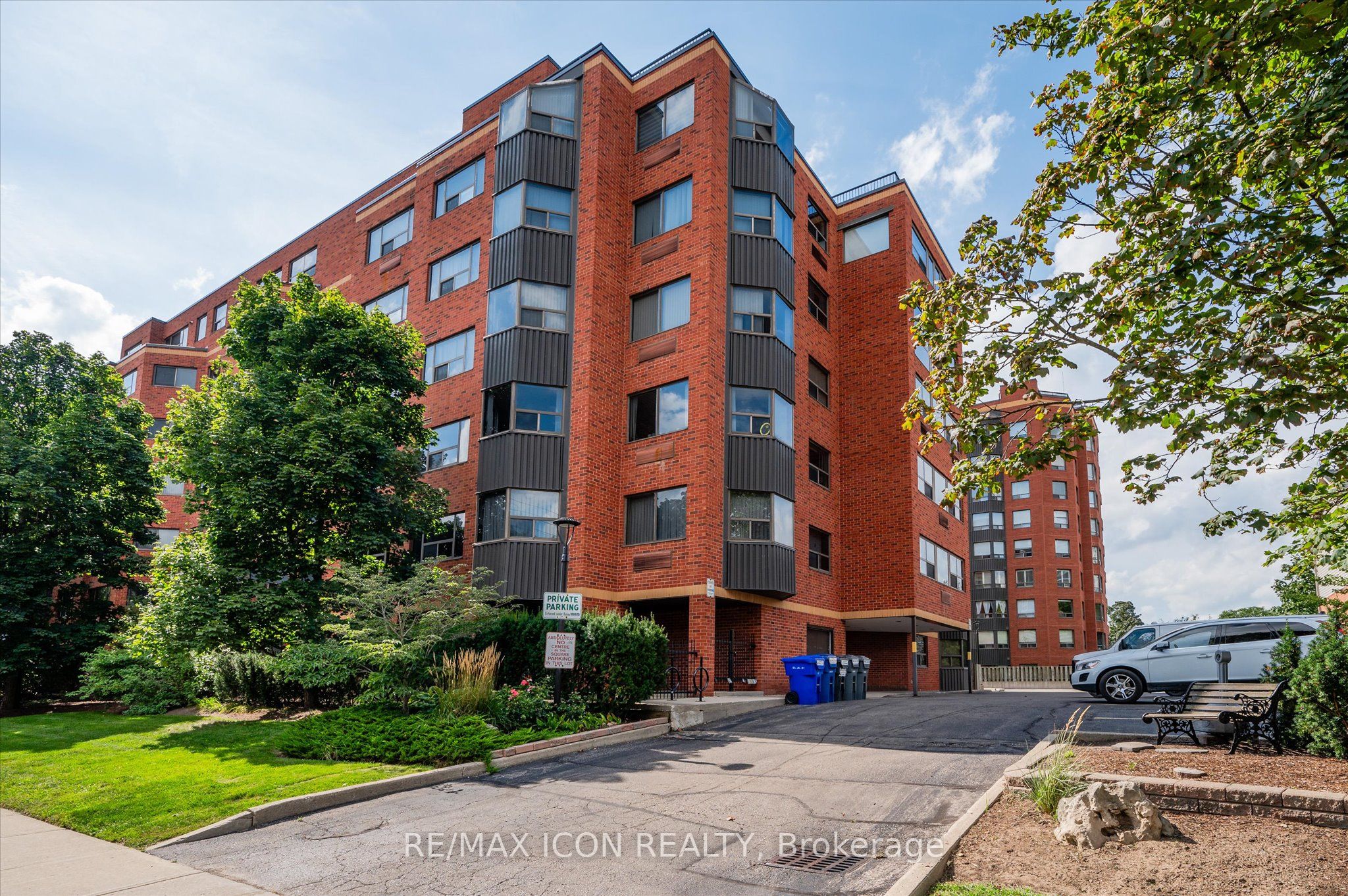 20 Ellen Street E 610 Property Photo 36