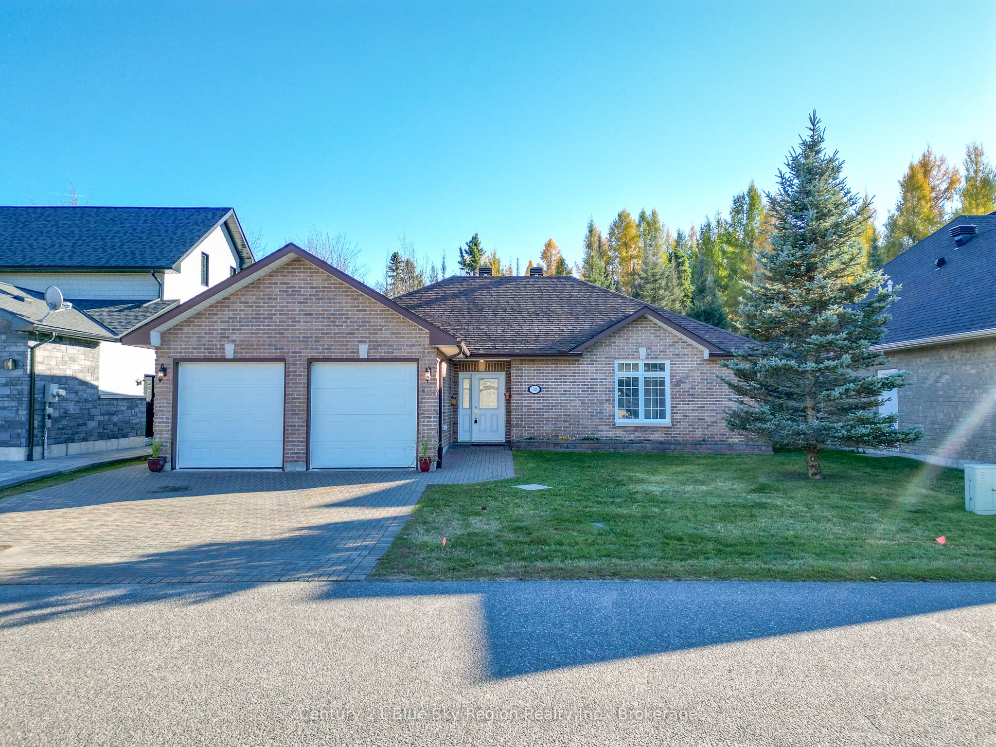 1134 Premier Rd Property Photo 2