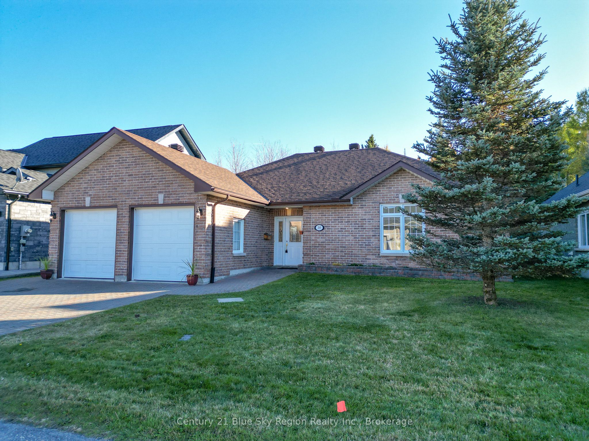 1134 Premier Rd Property Photo 3