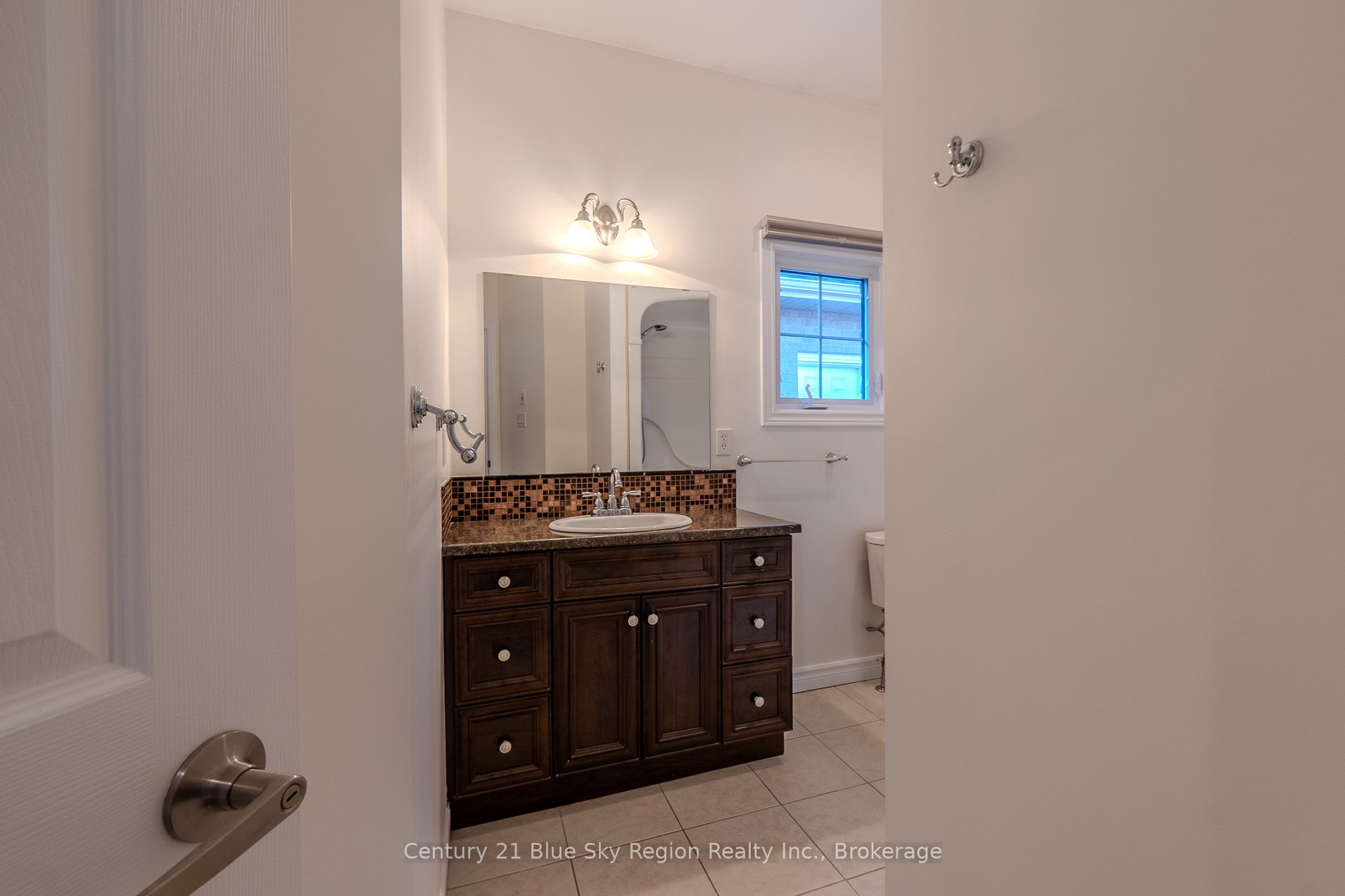 1134 Premier Rd Property Photo 27