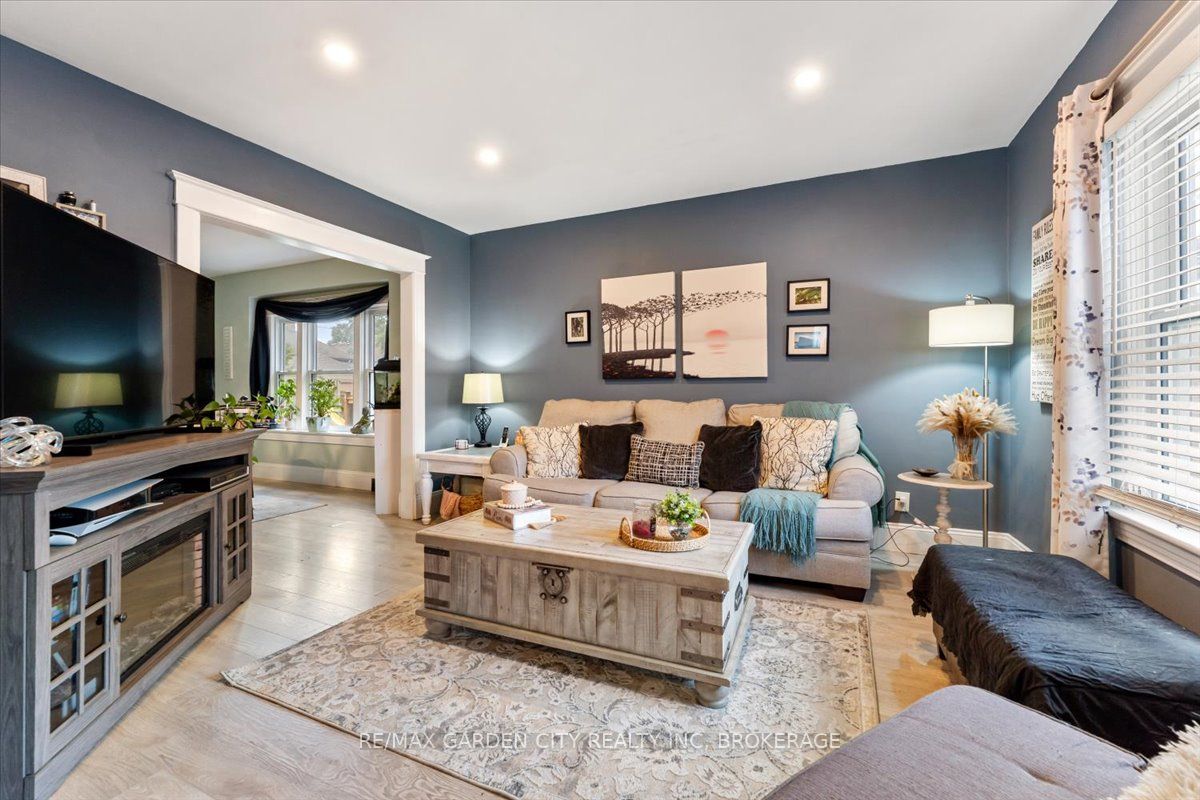 22 Chaplin Avenue Property Photo 1