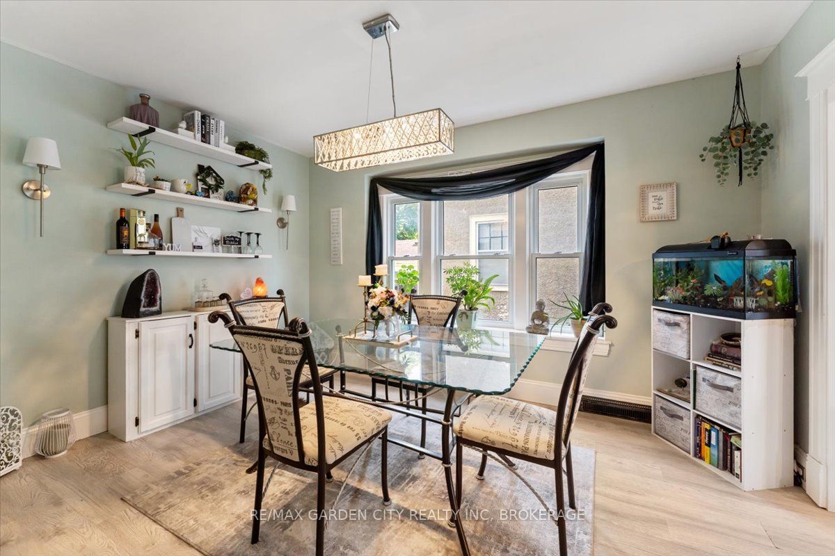 22 Chaplin Avenue Property Photo 6