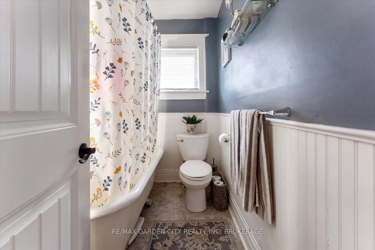 22 Chaplin Avenue Property Photo 13