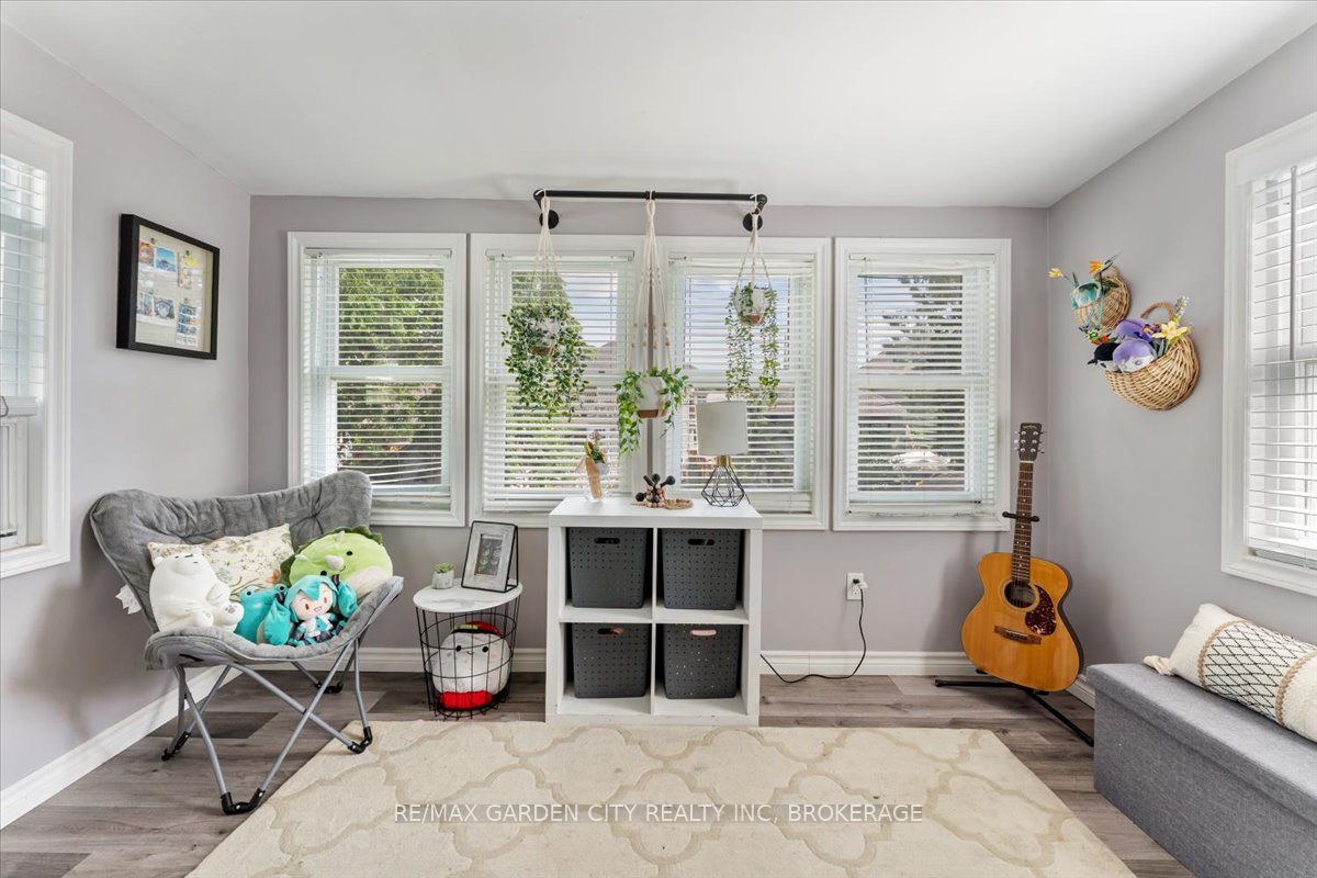 22 Chaplin Avenue Property Photo 15