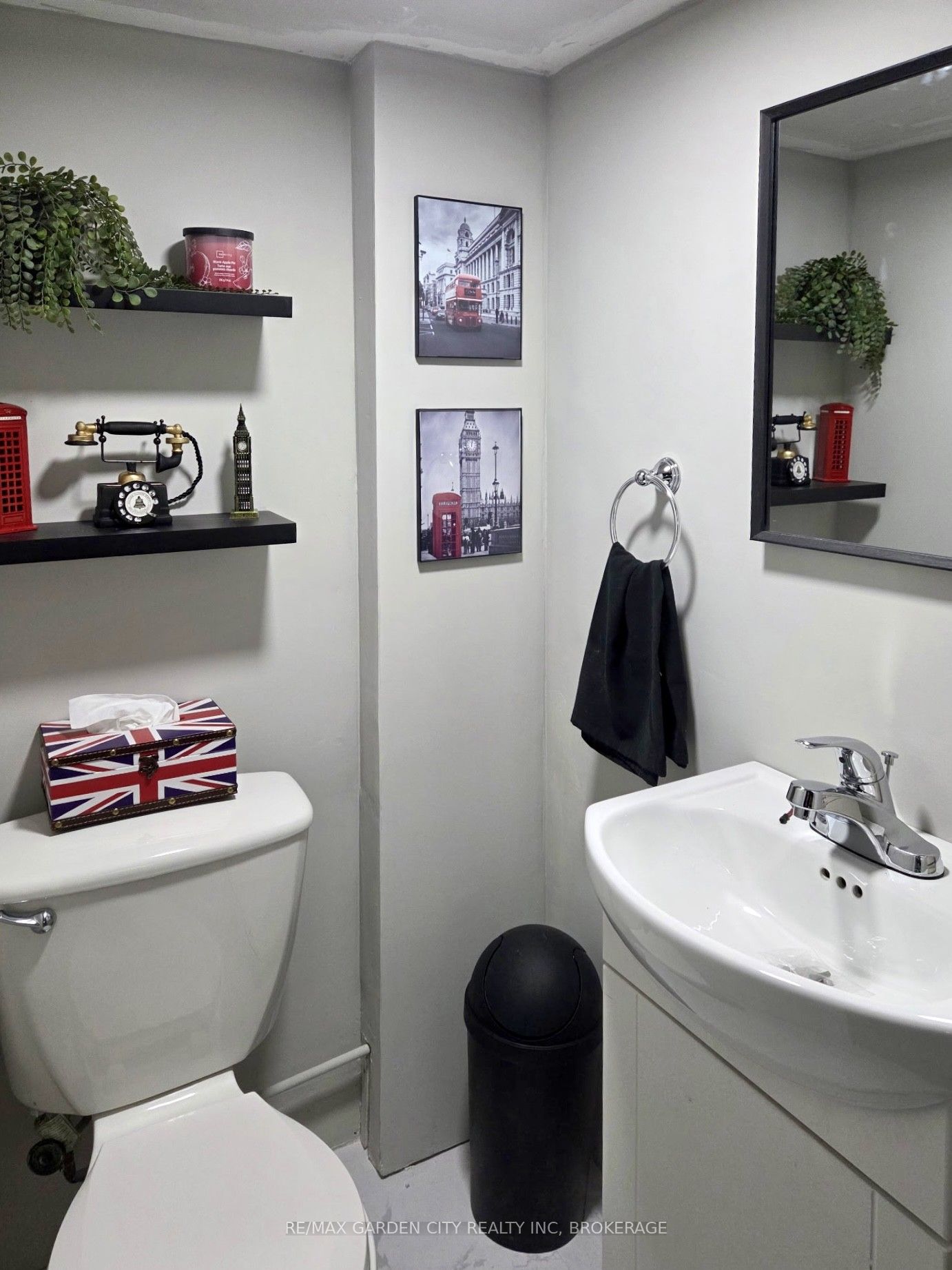 22 Chaplin Avenue Property Photo 18