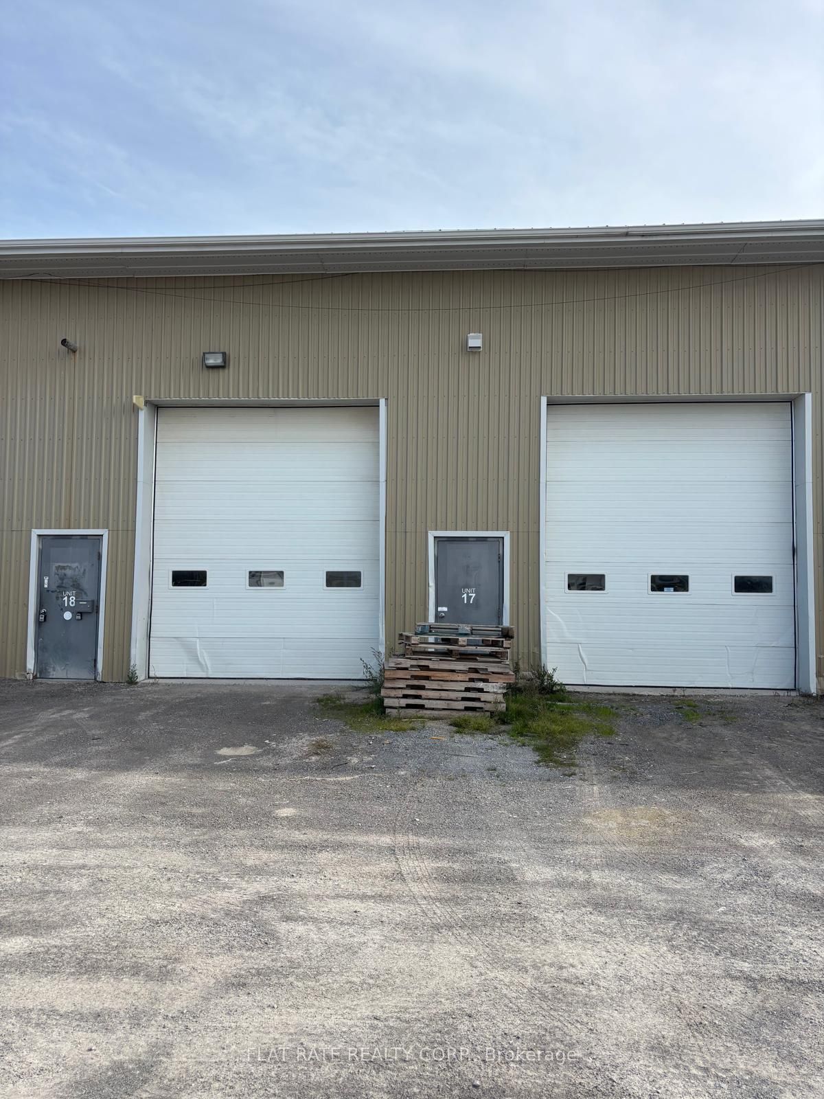 1057 Highway 7 N/a Unit 17/18 Property Photo 1