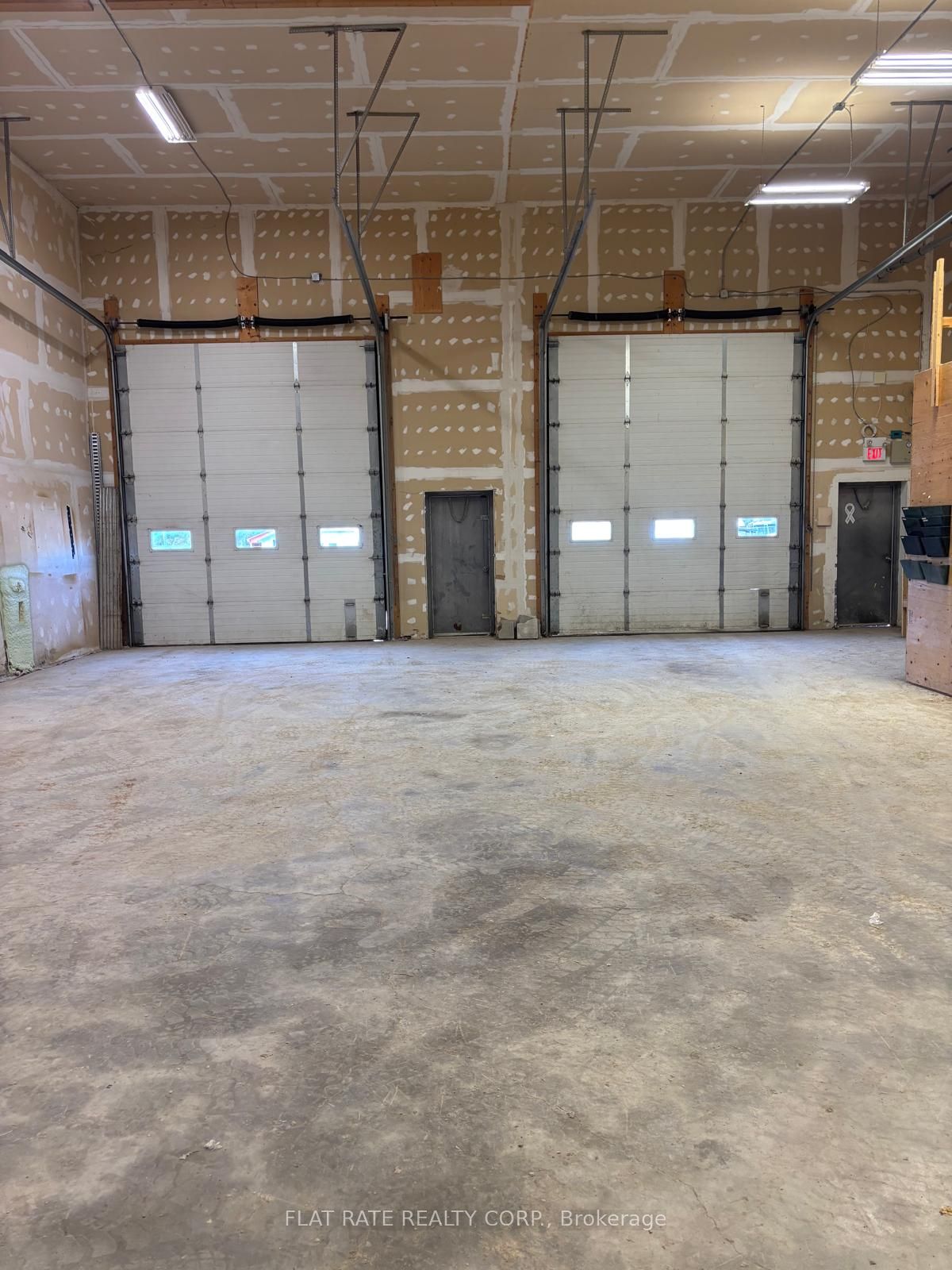 1057 Highway 7 N/a Unit 17/18 Property Photo 3