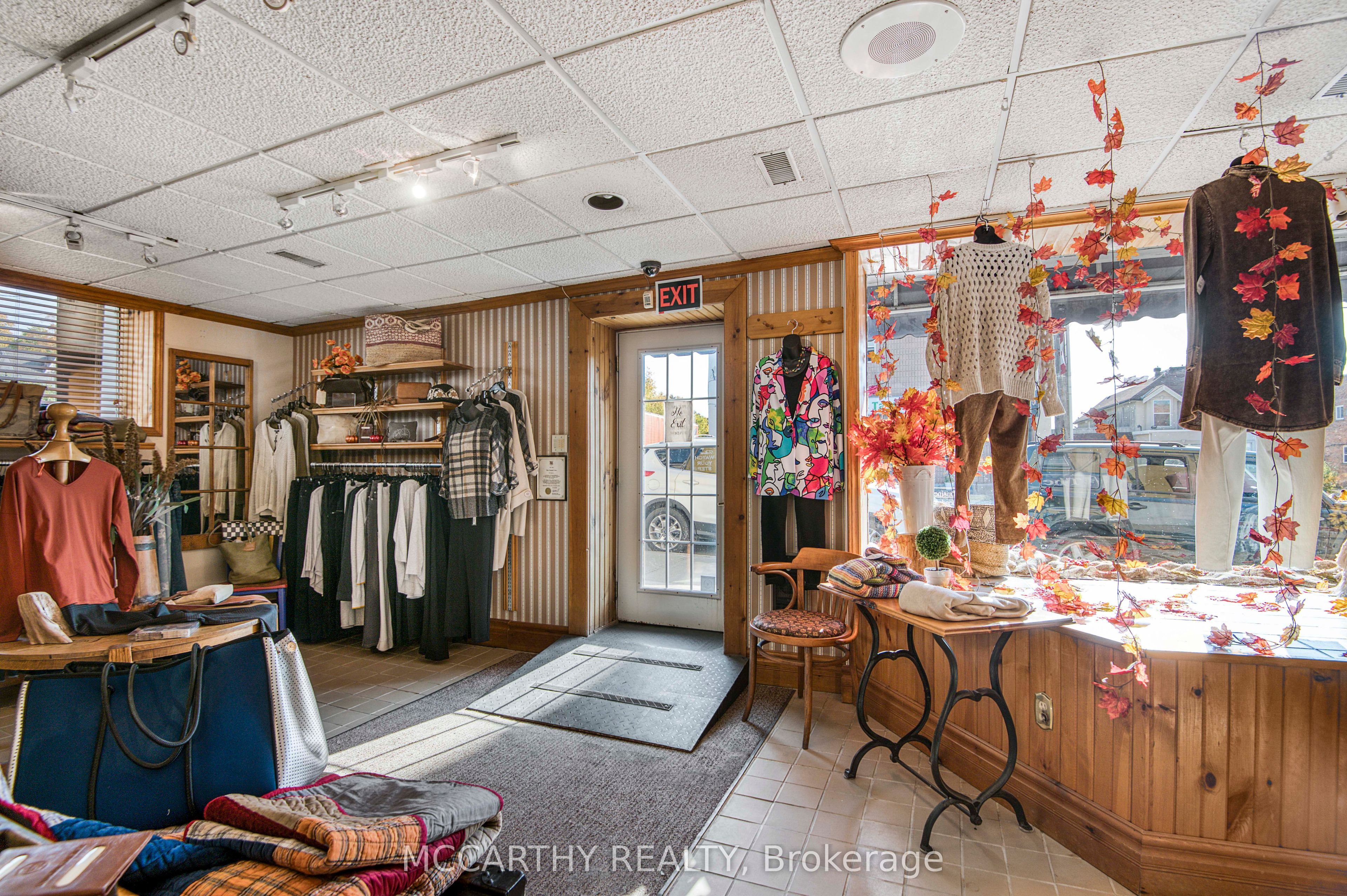 21 Toronto Street S Property Photo 6