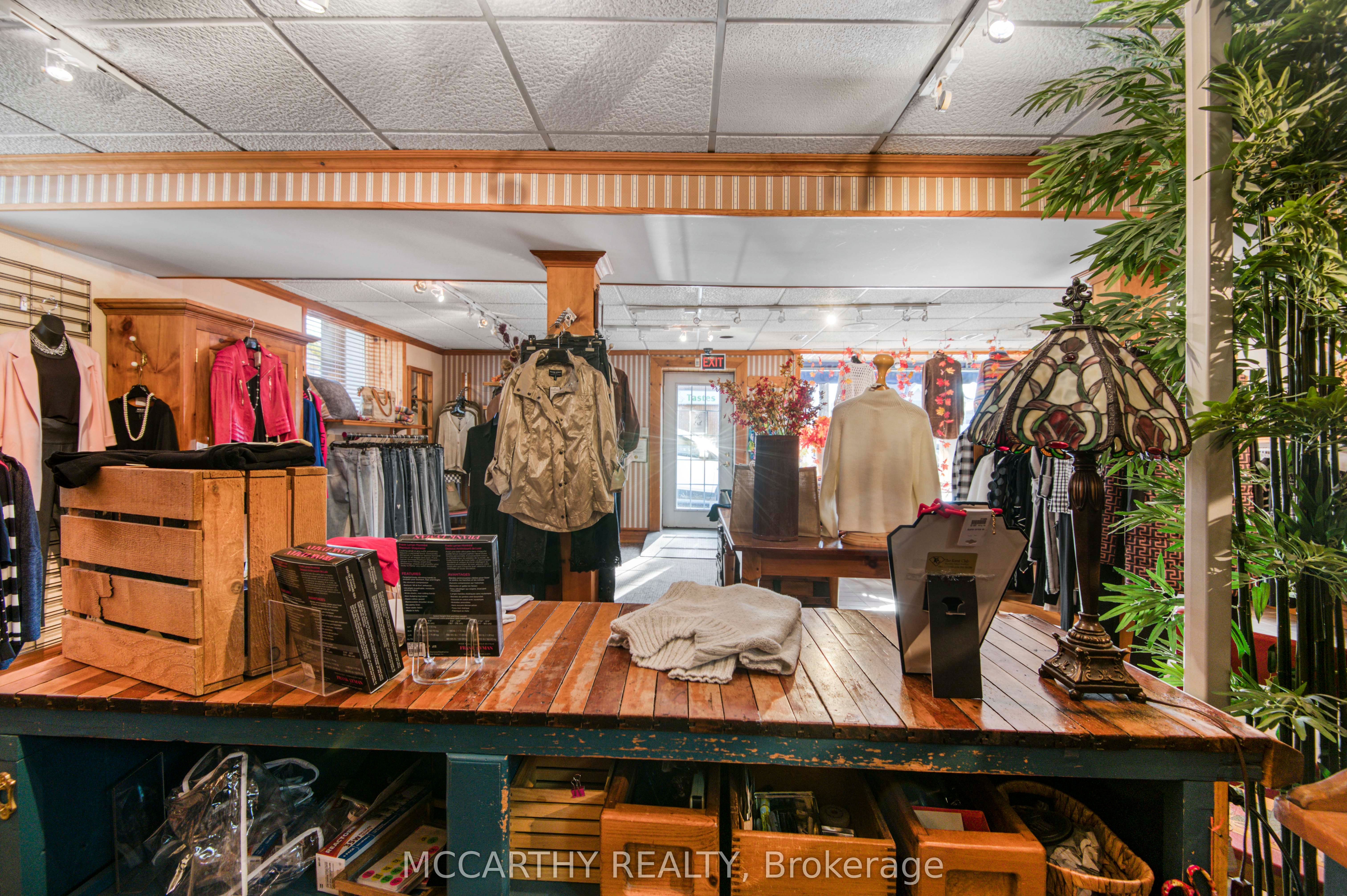 21 Toronto Street S Property Photo 9