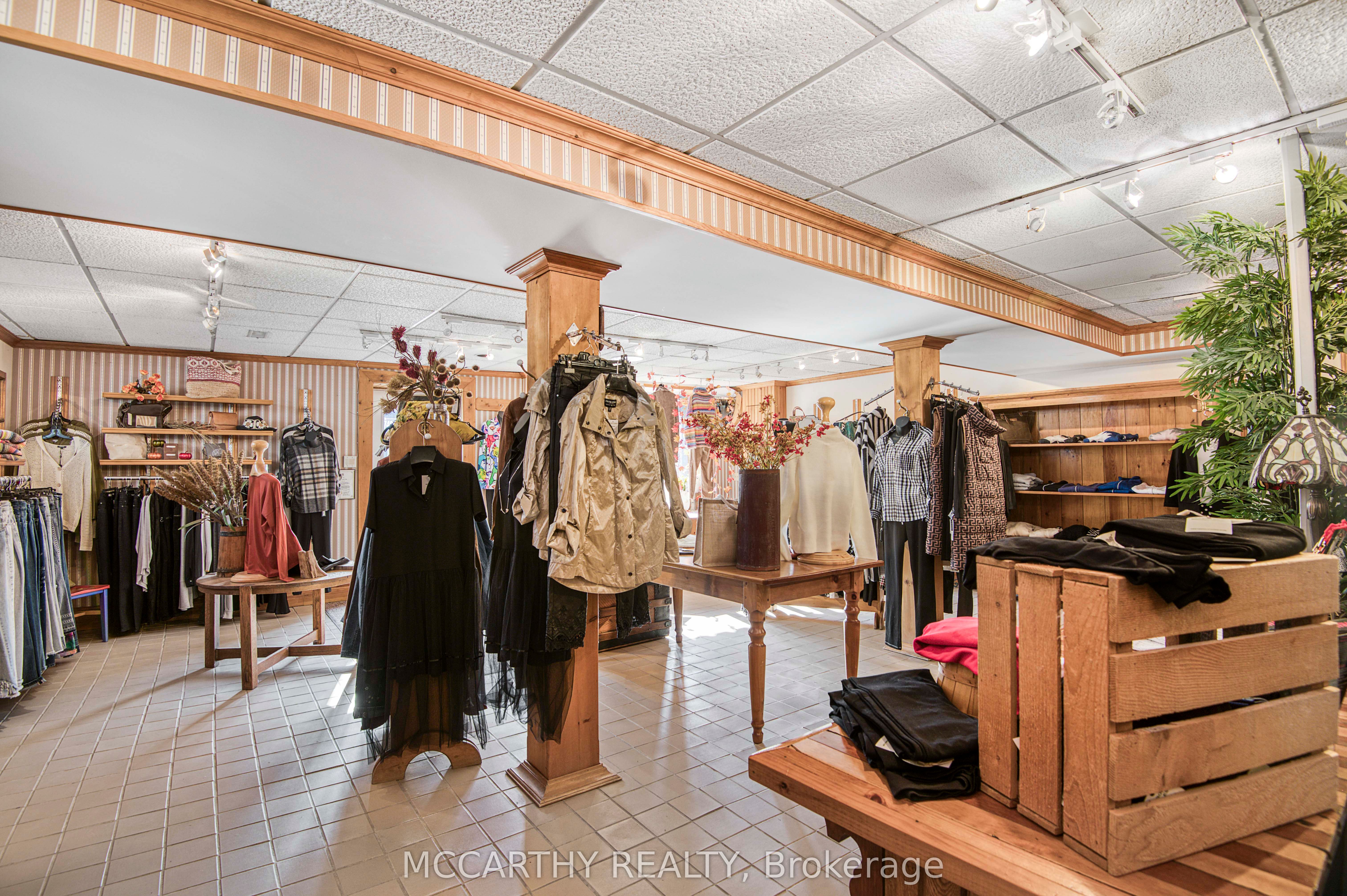 21 Toronto Street S Property Photo 11