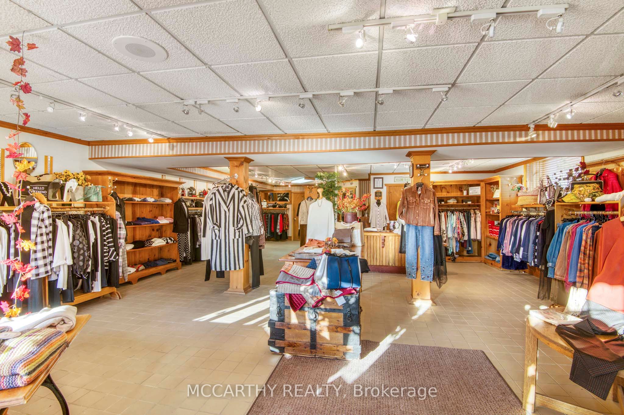 21 Toronto Street S Property Photo 14