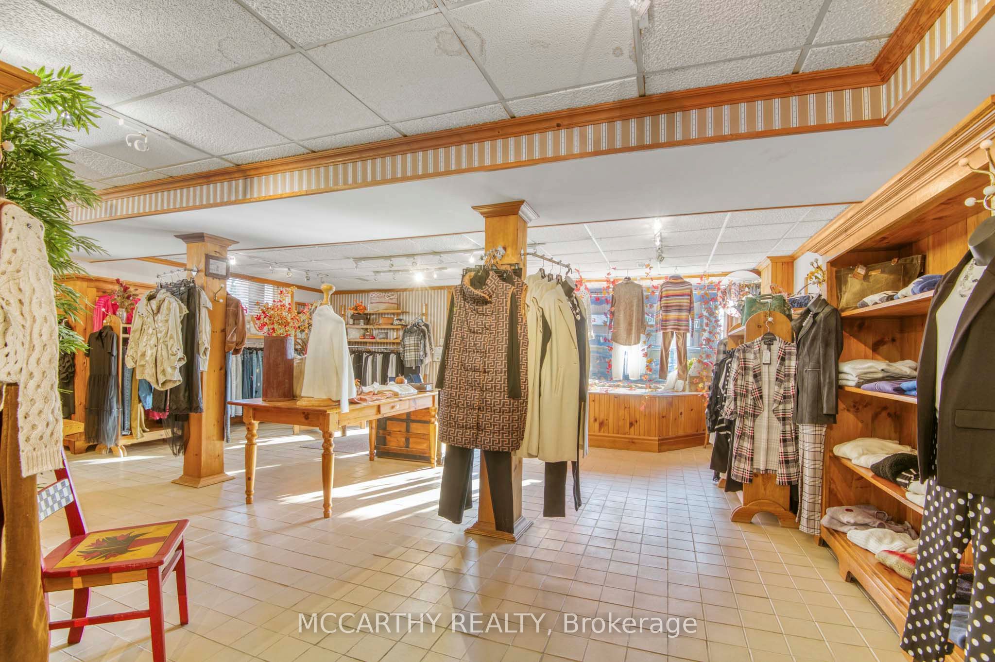 21 Toronto Street S Property Photo 16